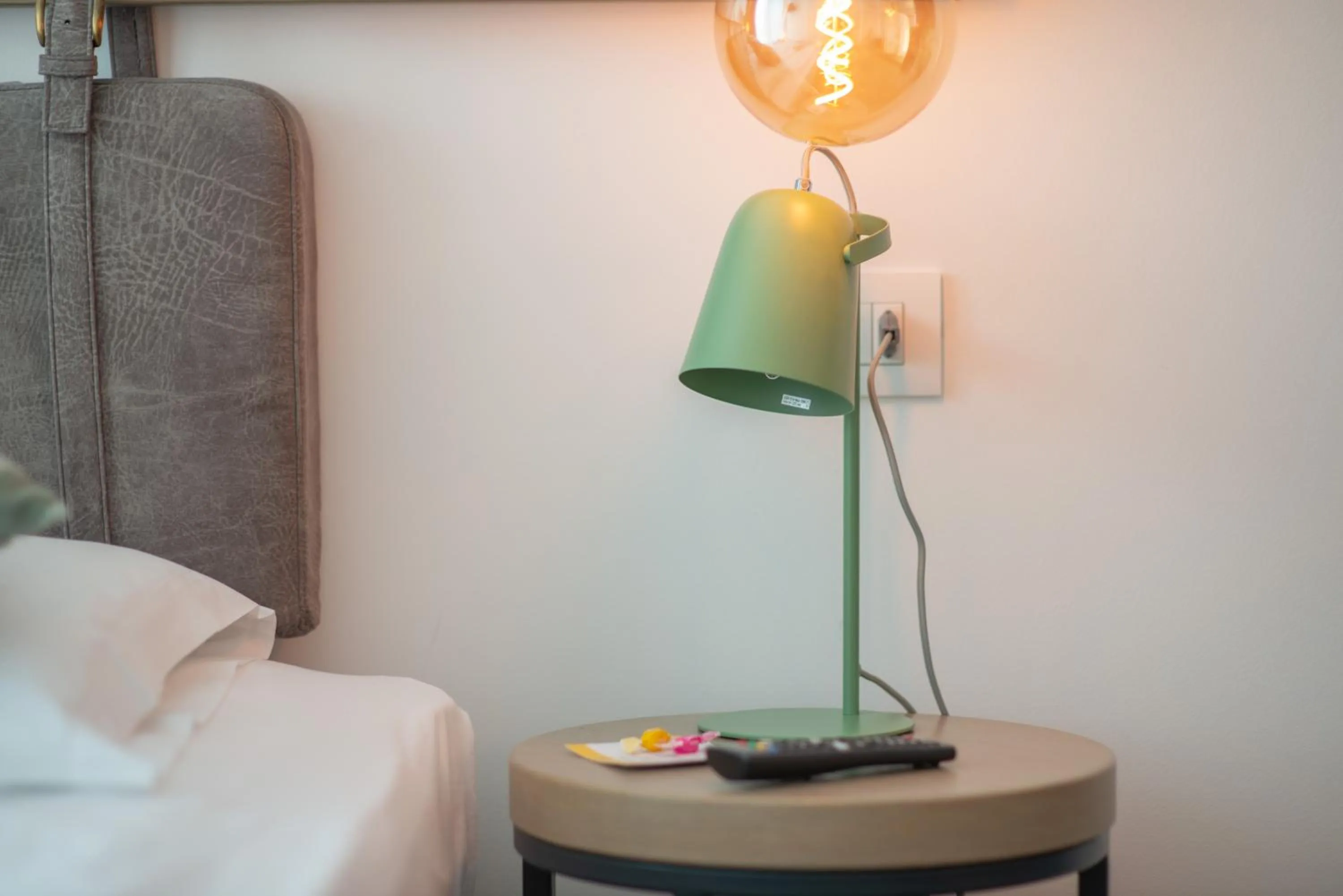 furniture, Bed in Glocal Torbole