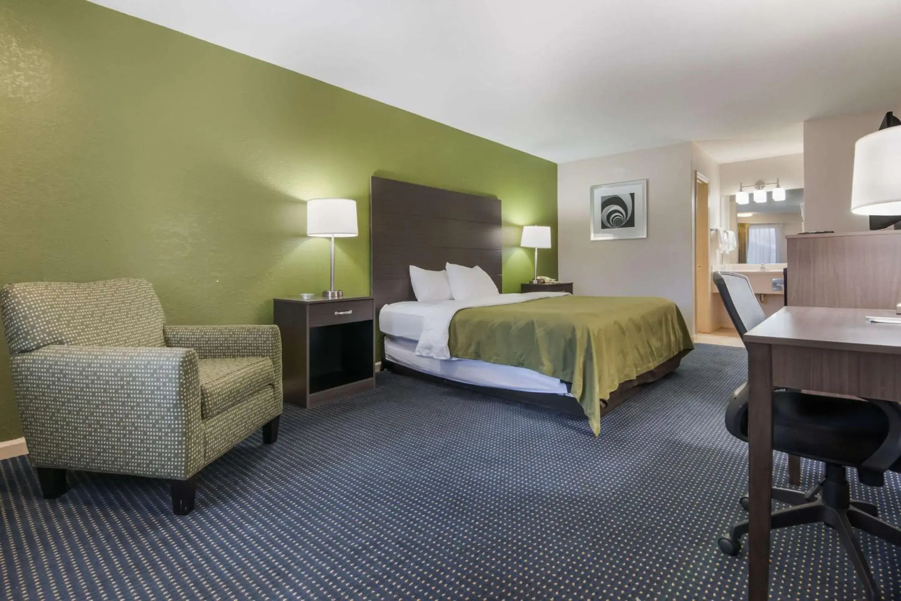 Bedroom, Bed in Quality Inn Little Creek Bedroom, Bed in Quality Inn Little Creek