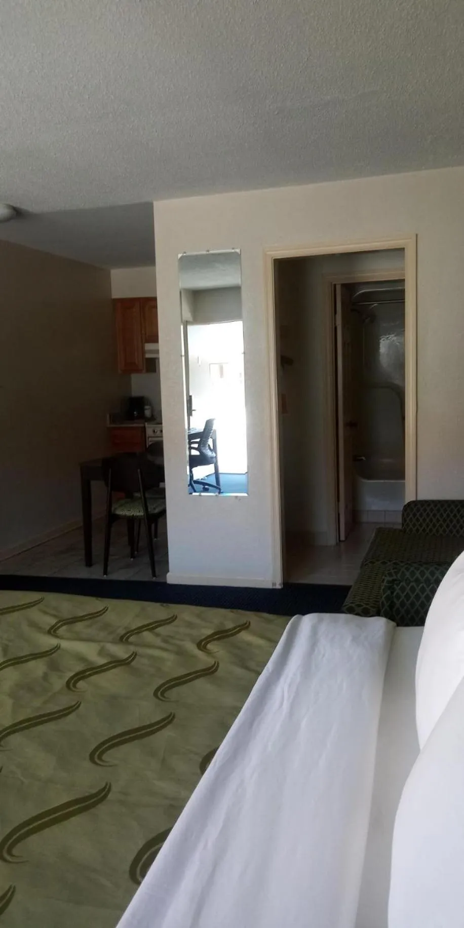 Bedroom, Bed in Quality Inn Little Creek