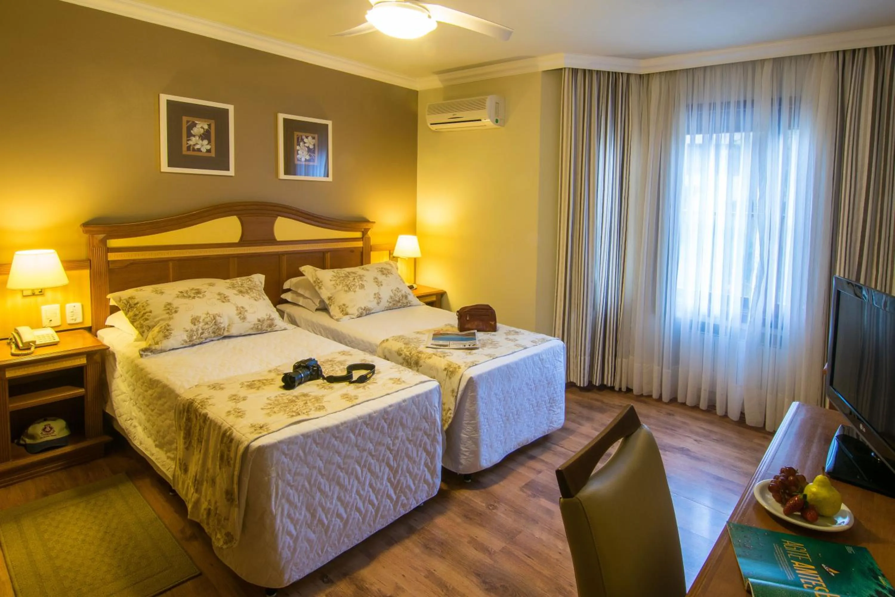 Photo of the whole room, Bed in Hotel Recanto da Serra