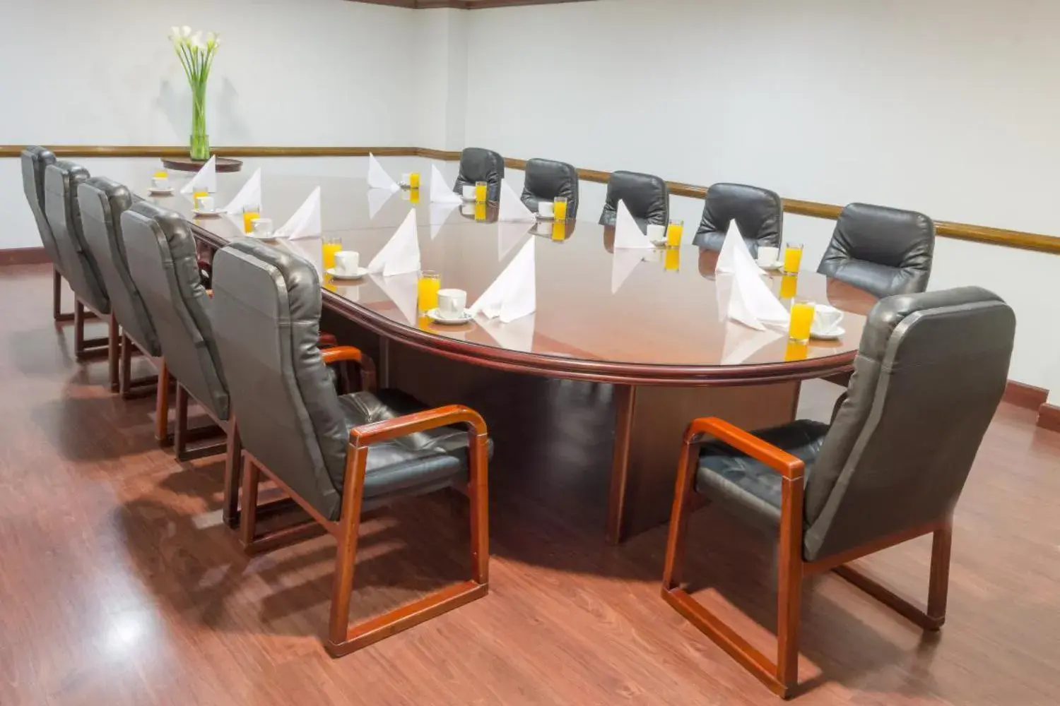 Lounge or bar in Hotel Bogotá Regency Usaquén Lounge or bar in Hotel Bogotá Regency Usaquén