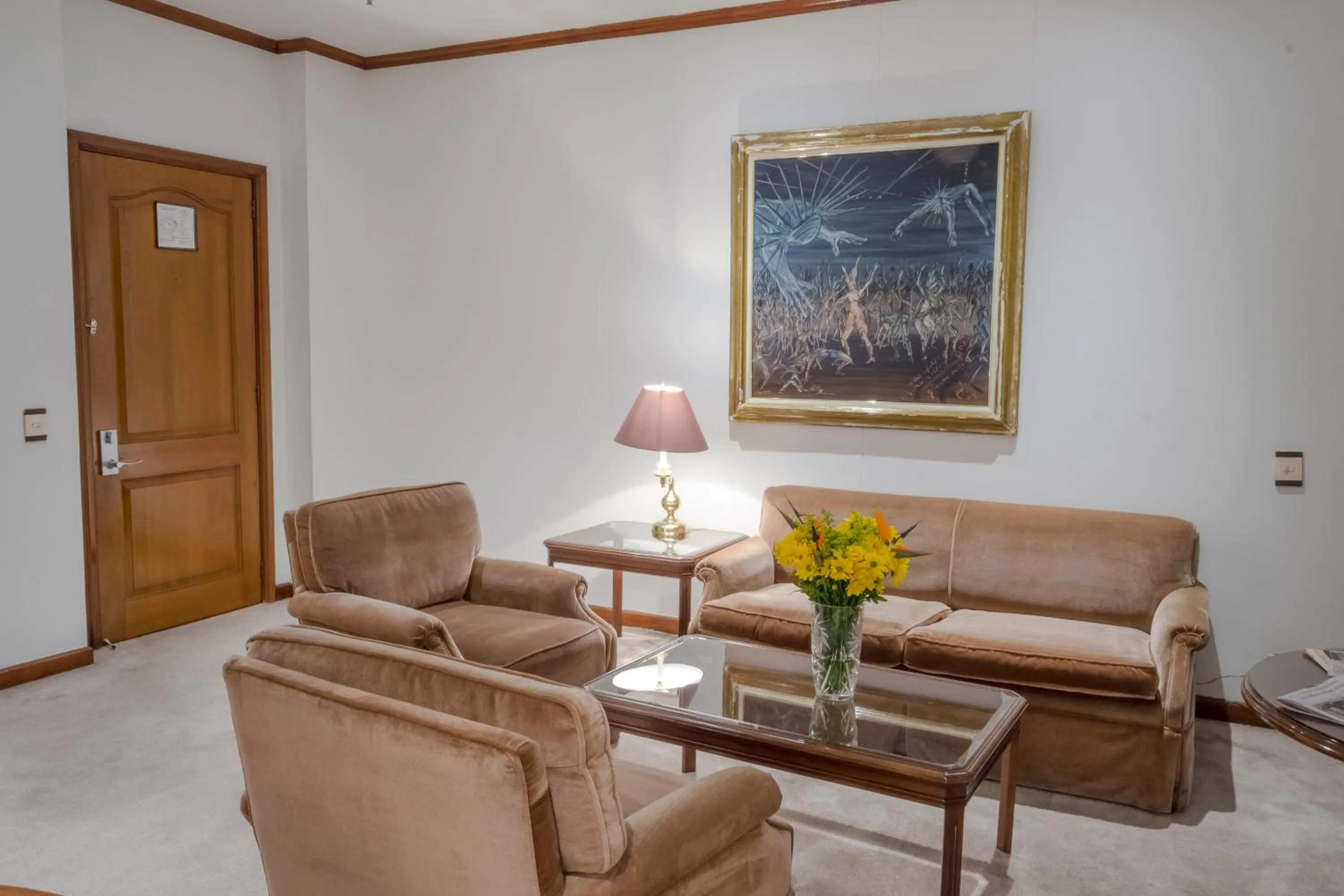 Living room in Hotel Bogotá Regency Usaquén