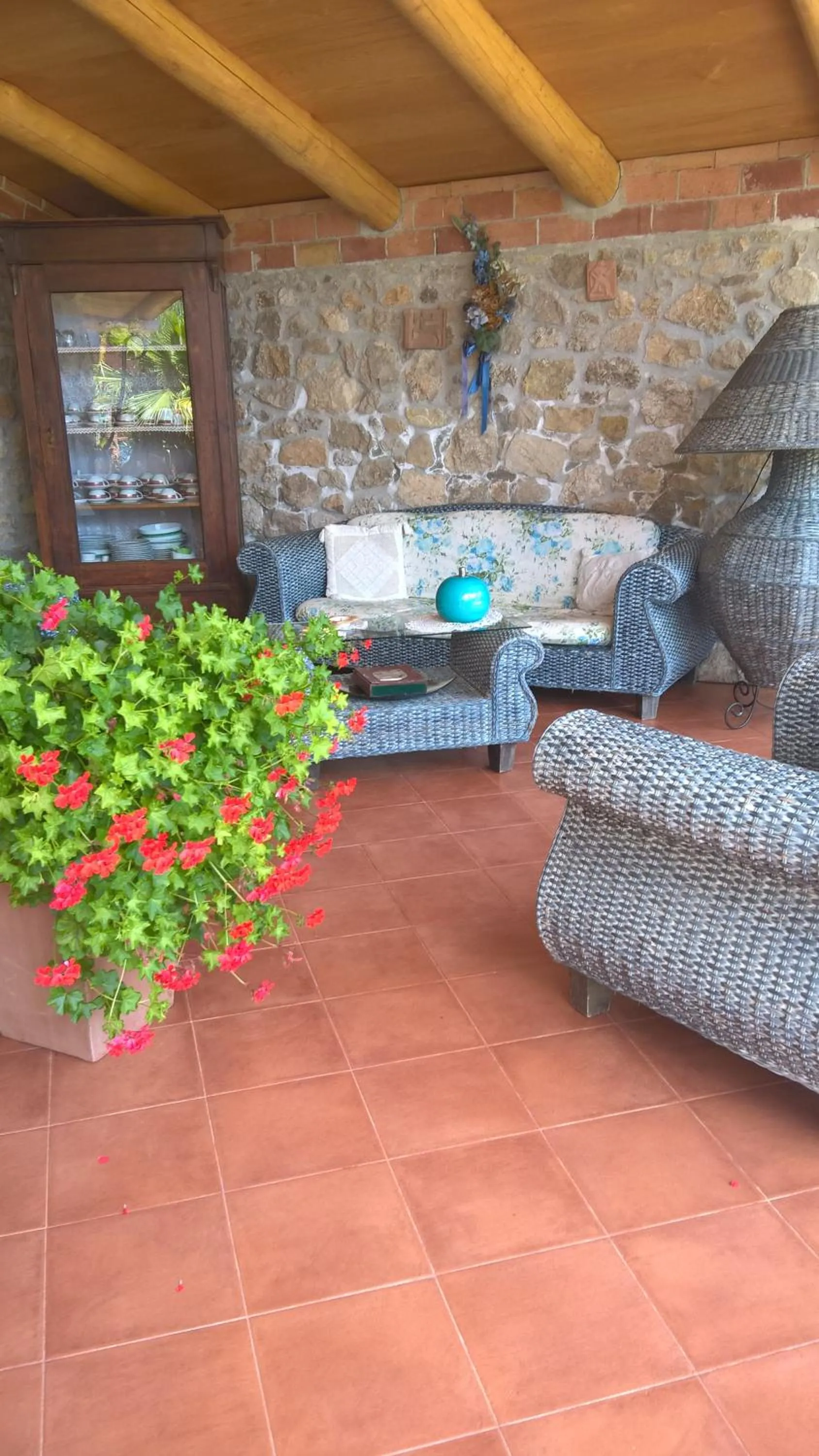 Patio in B&B Macchia d'Olmo