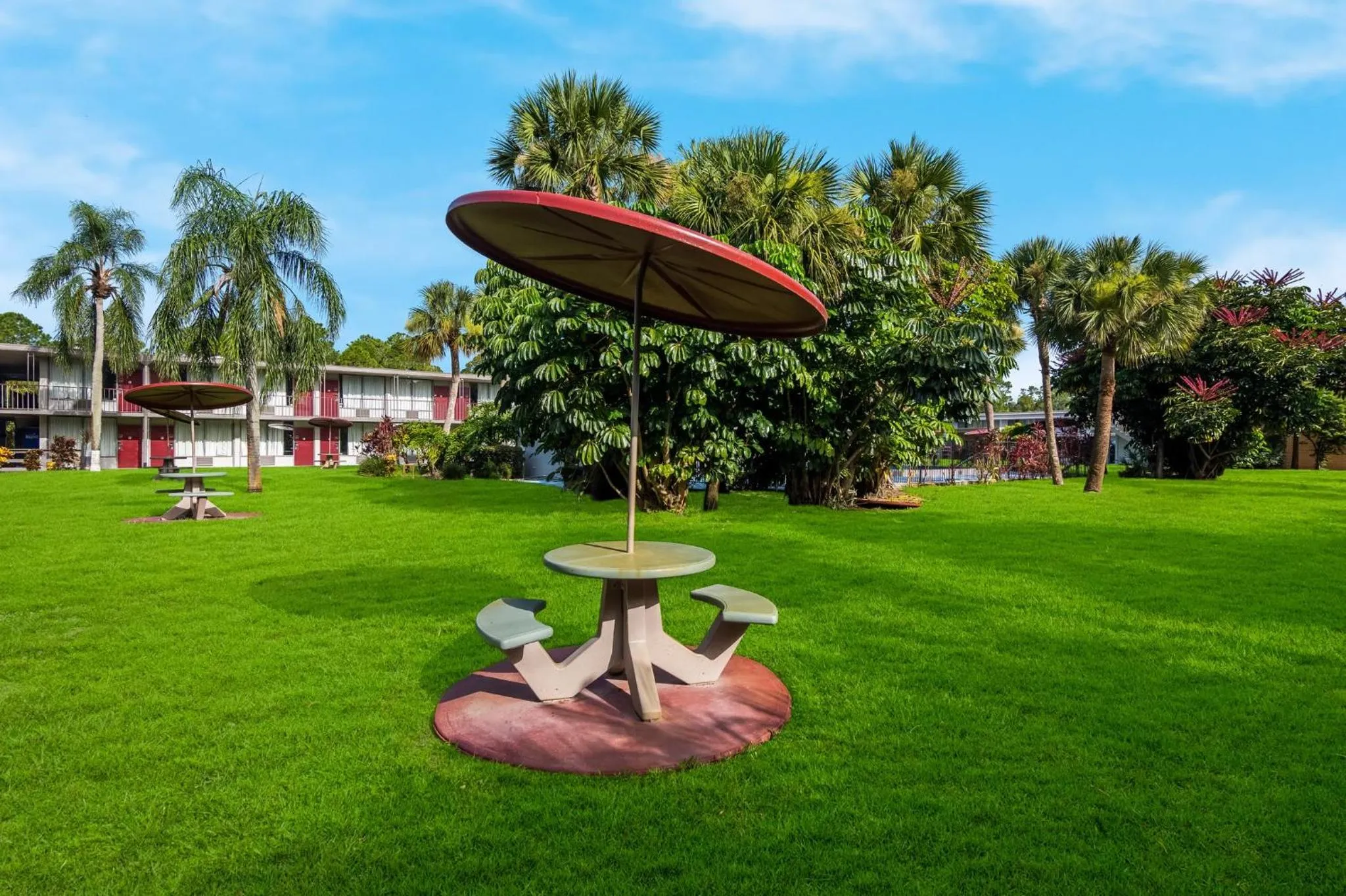 Property building in HomeTowne Studios by Red Roof Vero Beach - I-95