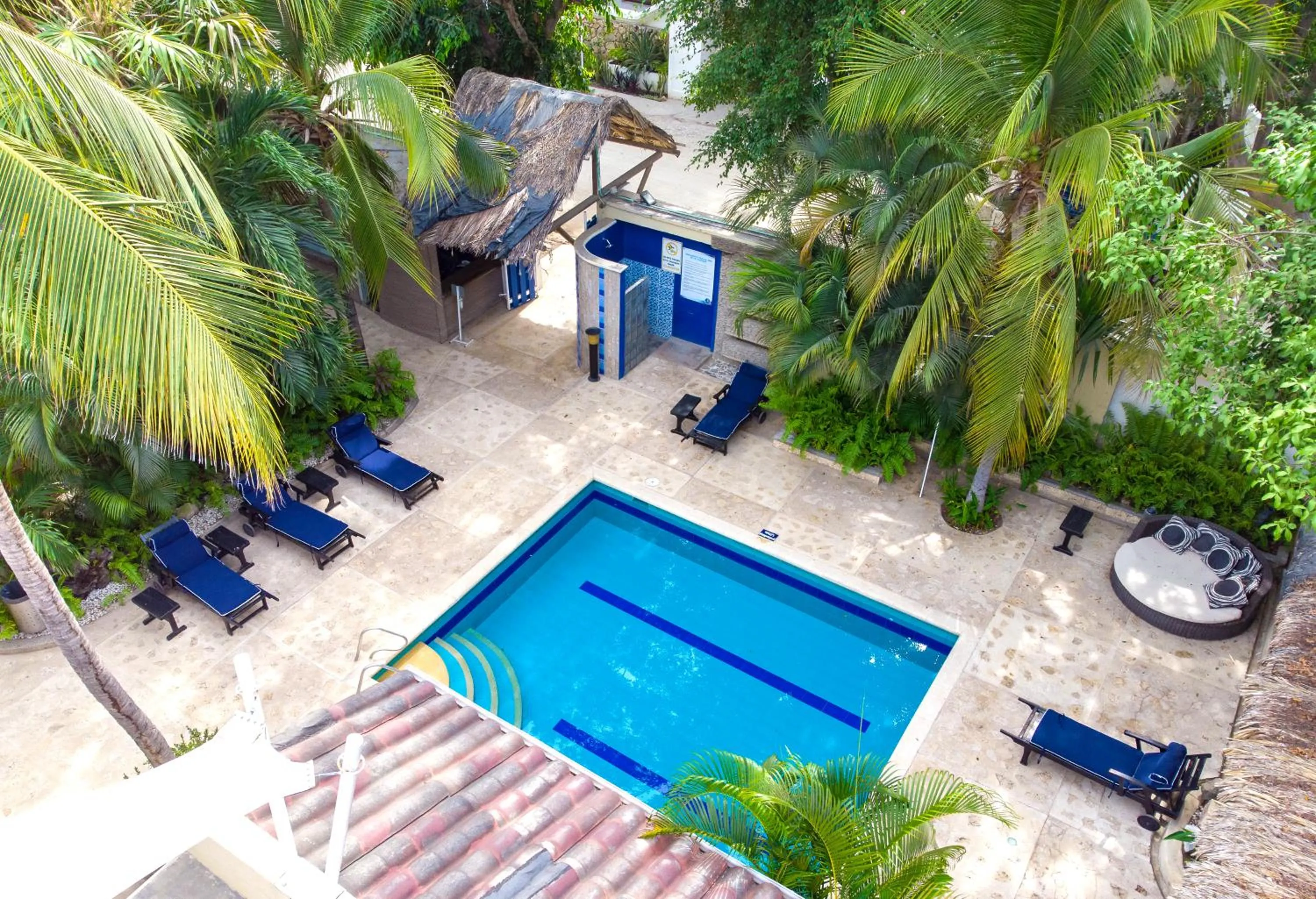 Swimming pool in Hotel Santorini Express y Cabañas