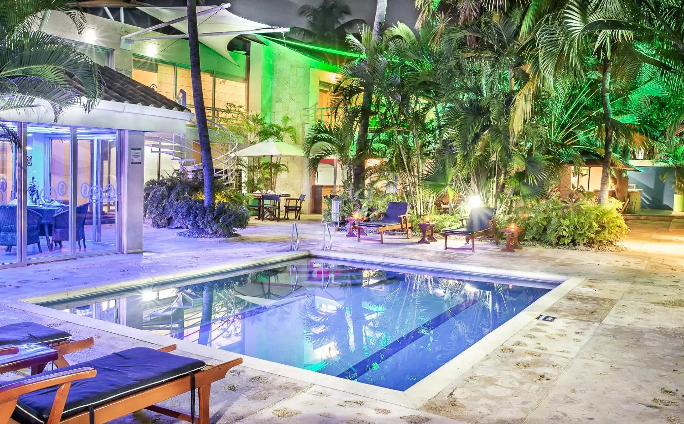 Swimming pool in Hotel Santorini Express y Cabañas Swimming pool in Hotel Santorini Express y Cabañas