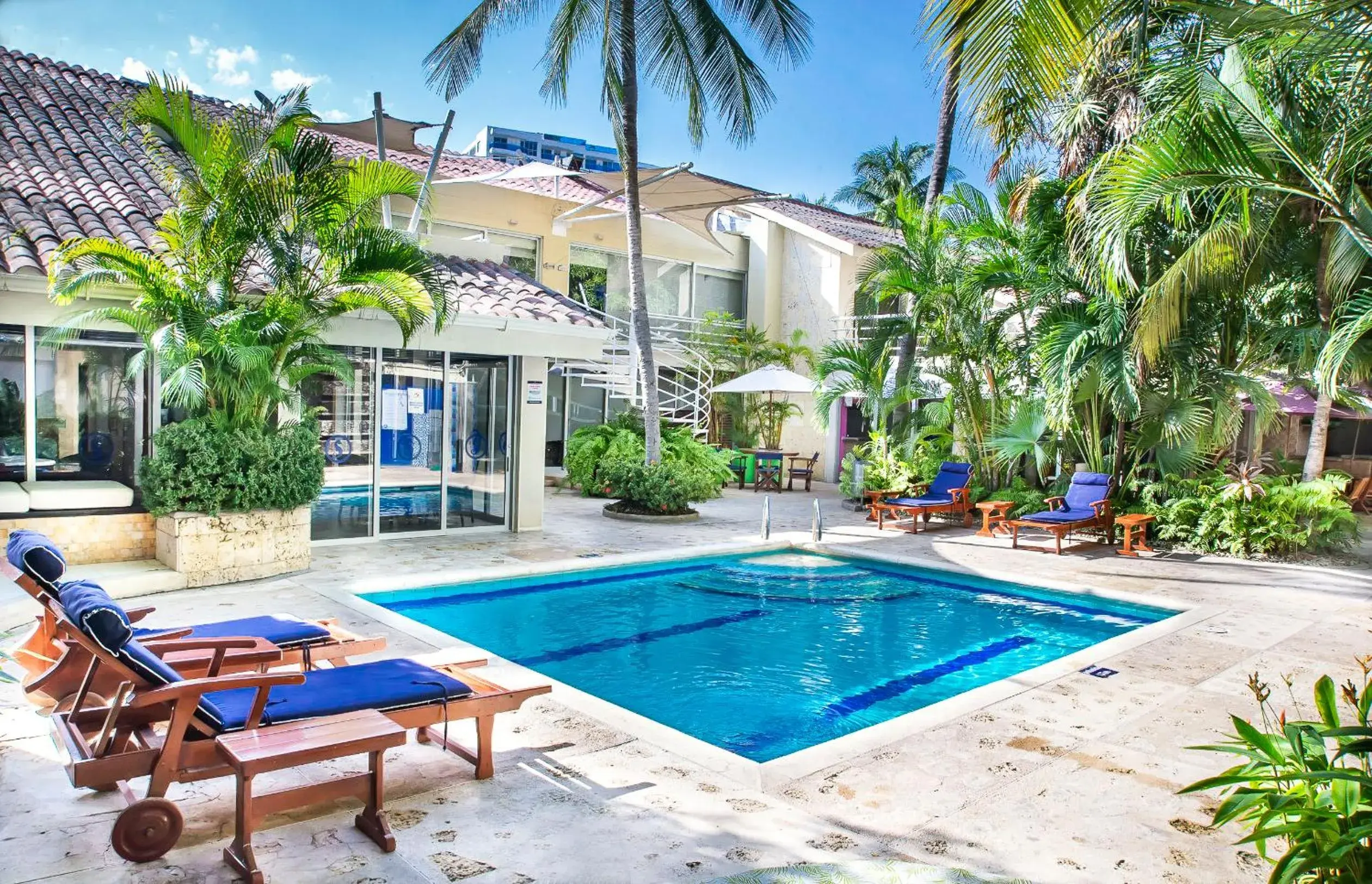 Property building in Hotel Santorini Express y Cabañas Property building in Hotel Santorini Express y Cabañas