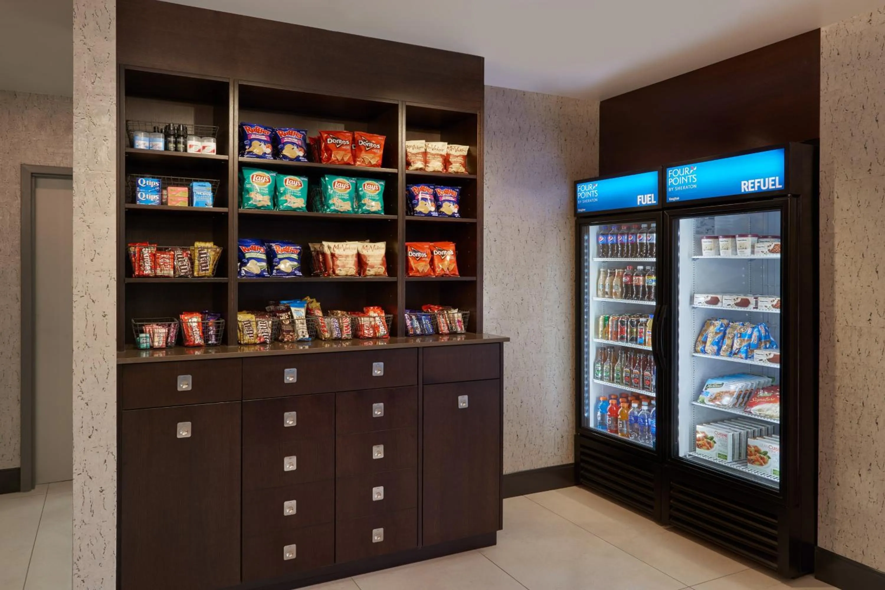 Restaurant/places to eat in Four Points by Sheraton Vaughan