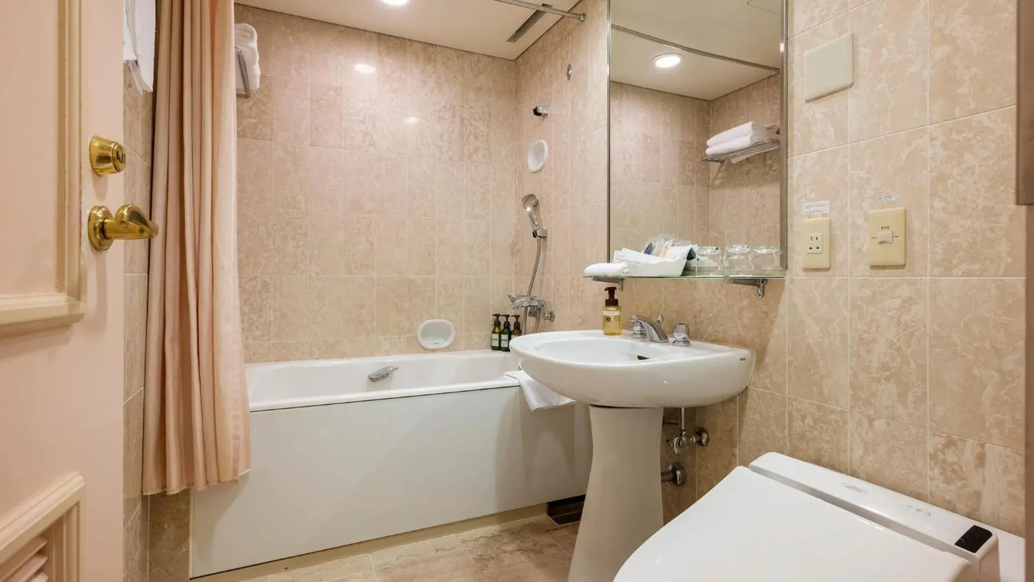 Standard Double Room - single occupancy - Non-Smoking in THE GLOBAL VIEW Nagasaki Standard Double Room - single occupancy - Non-Smoking in THE GLOBAL VIEW Nagasaki