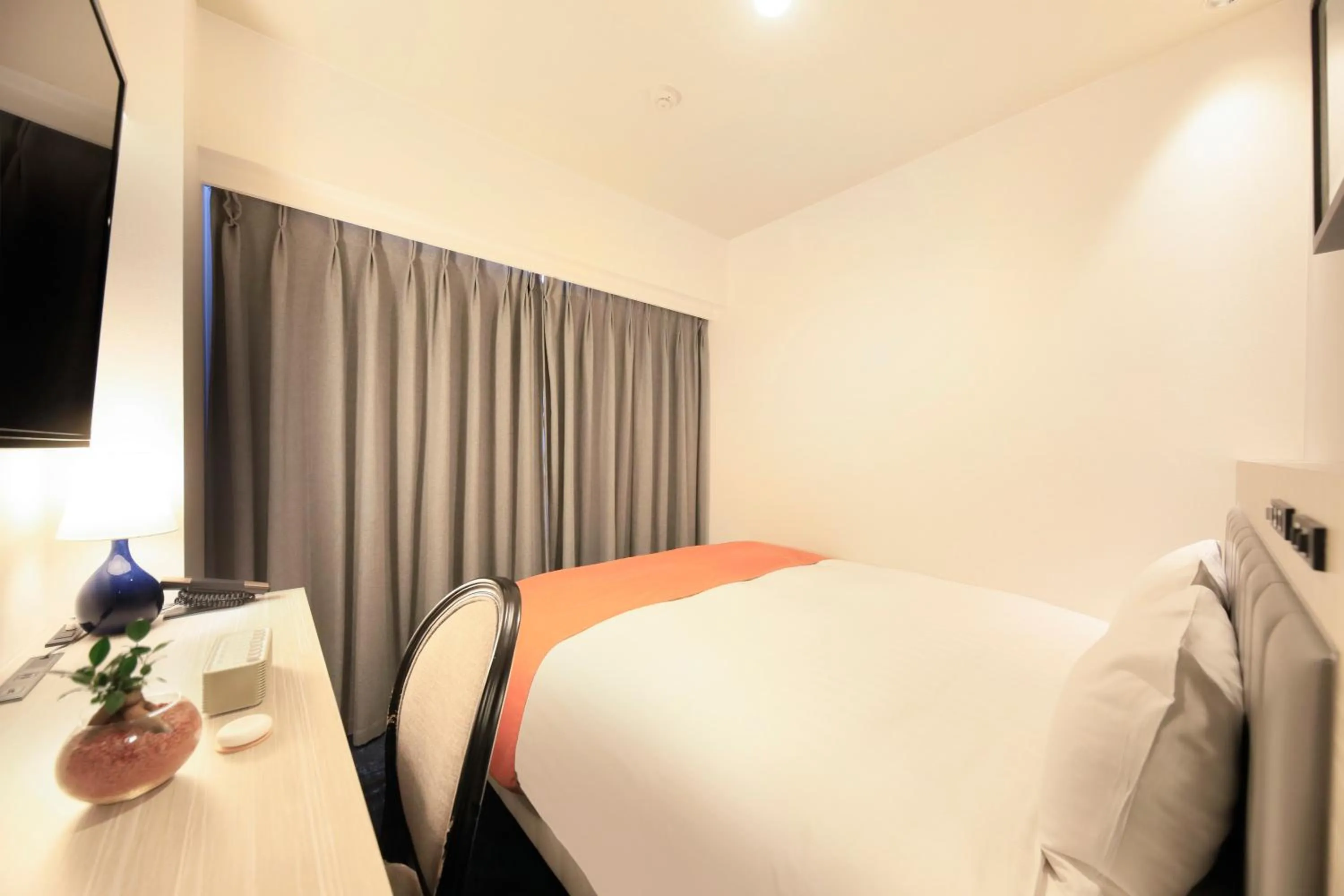 Bed in QuintessaHotel KagoshimaTenmonkan Relax&Sleep