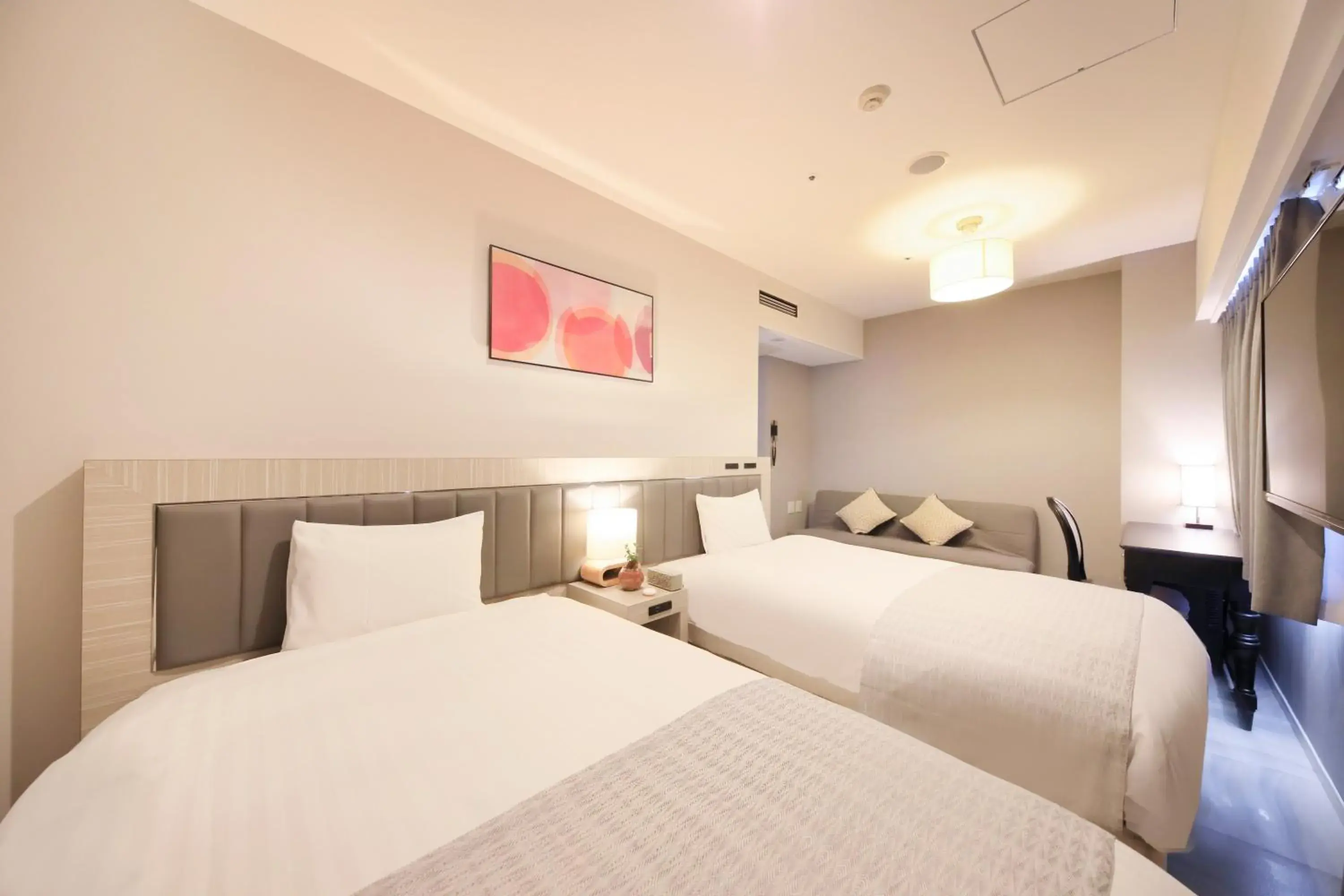 Photo of the whole room, Bed in QuintessaHotel KagoshimaTenmonkan Relax&Sleep Photo of the whole room, Bed in QuintessaHotel KagoshimaTenmonkan Relax&Sleep