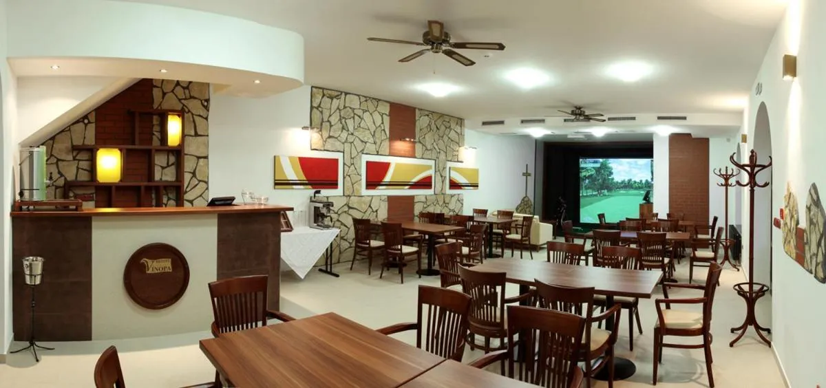 Hotel Vinopa