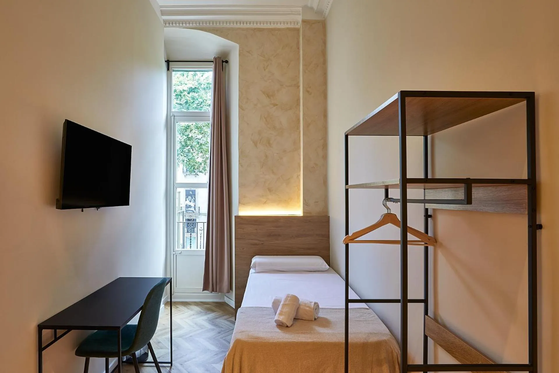 Bed in Ella Hostel Boqueria