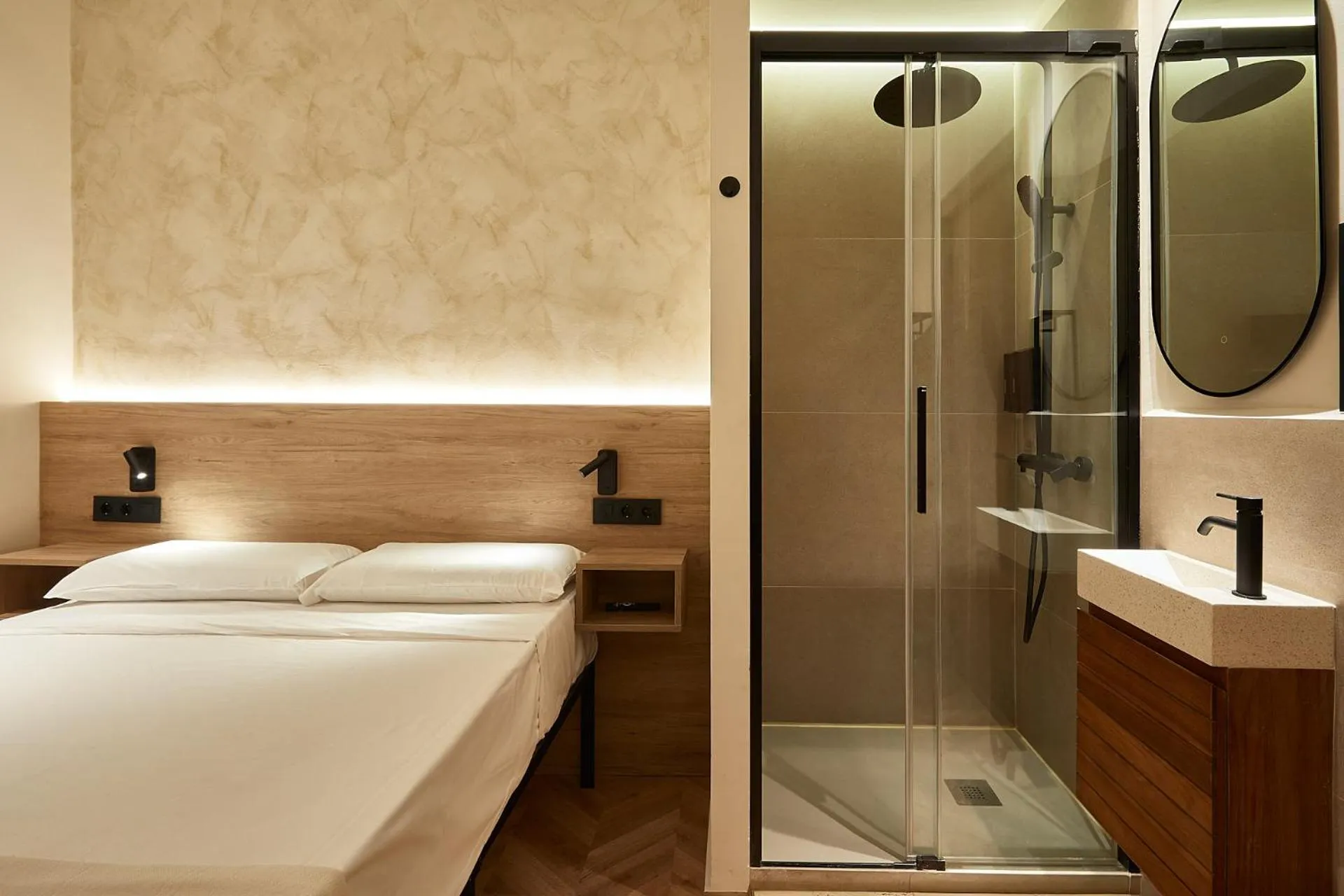 Bed in Ella Hostel Boqueria