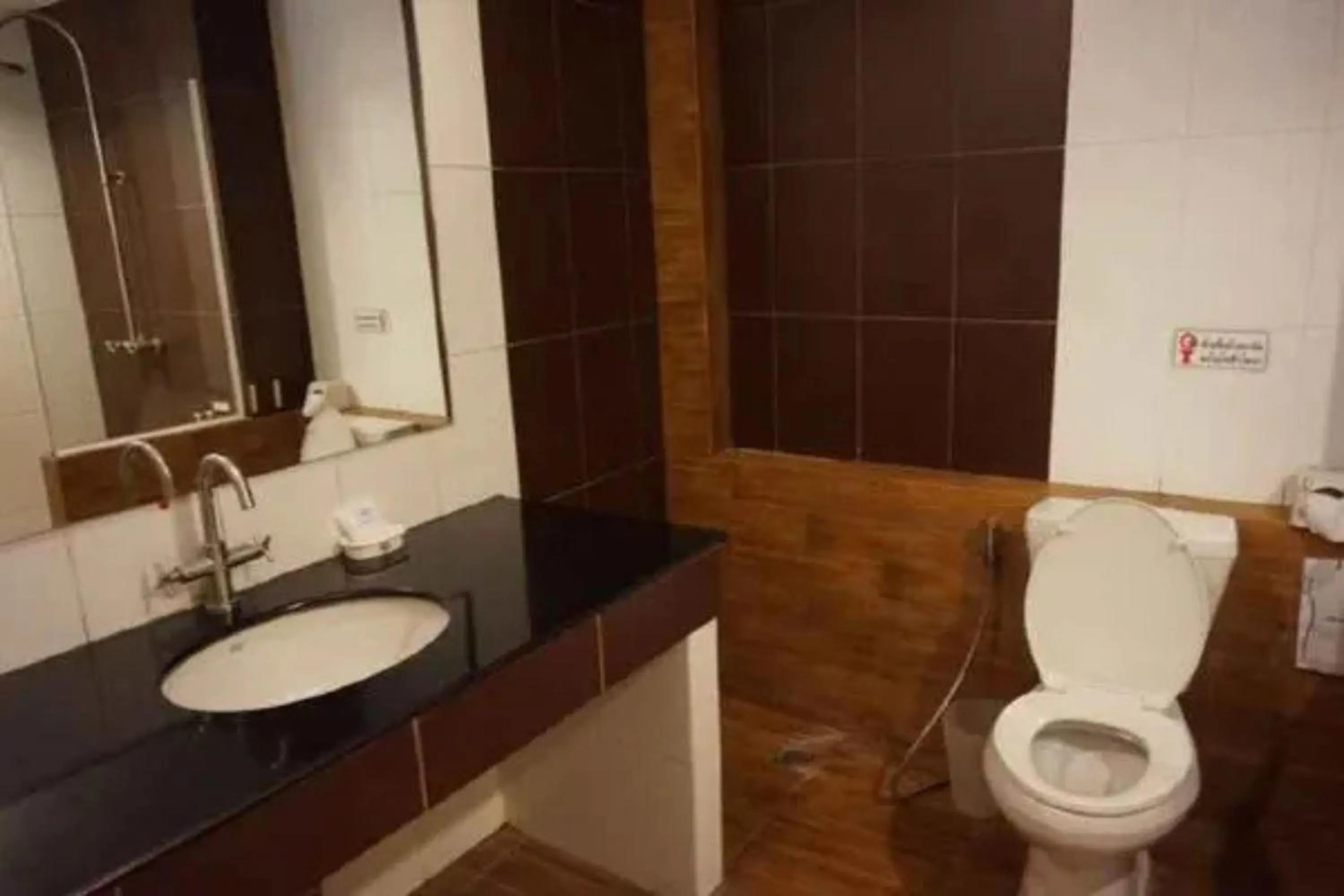 Bathroom in Tonwa Resort Hotel