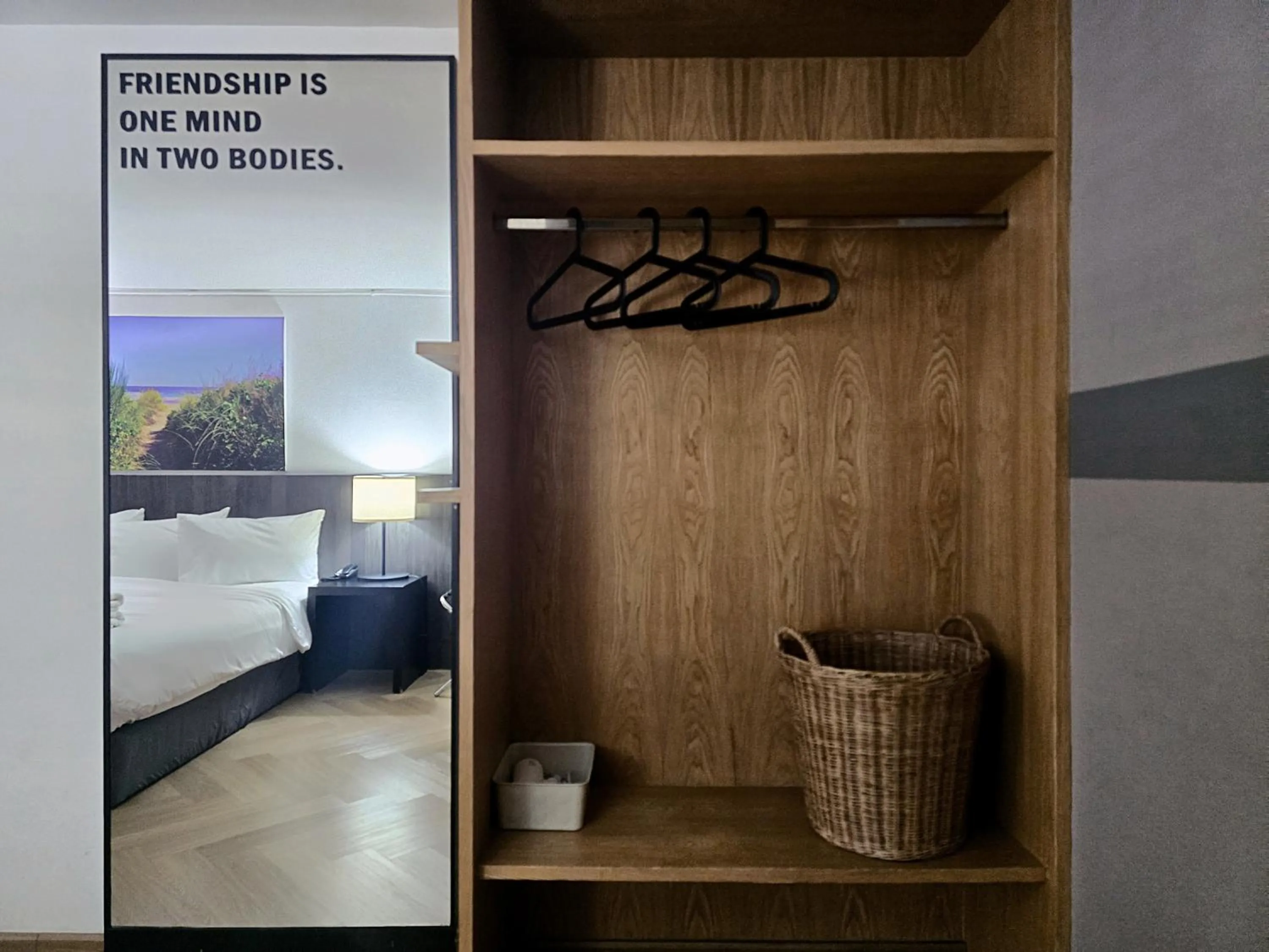 Bed in Somewhere to Escape - Hometel