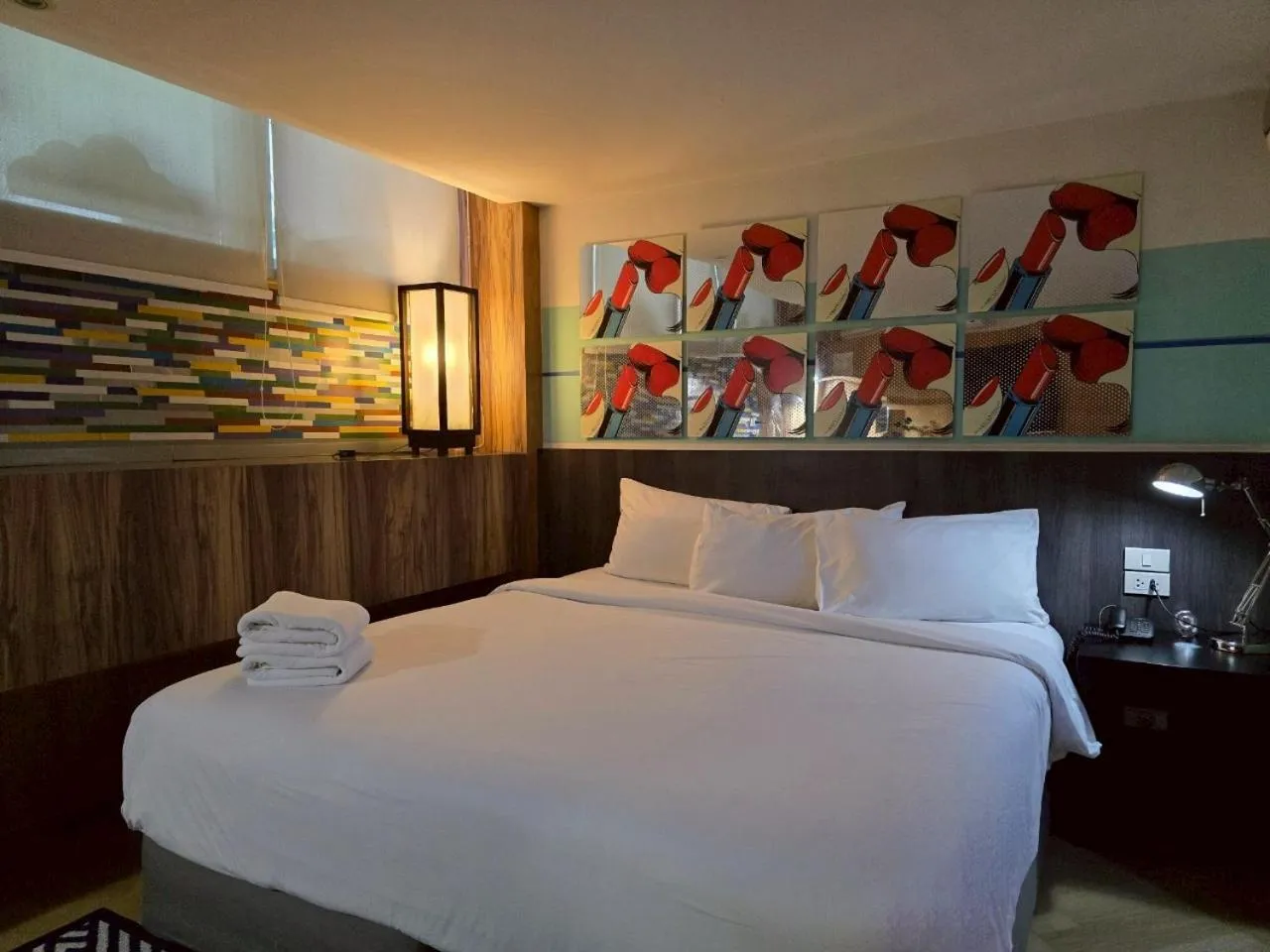 Bed in Somewhere to Escape - Hometel