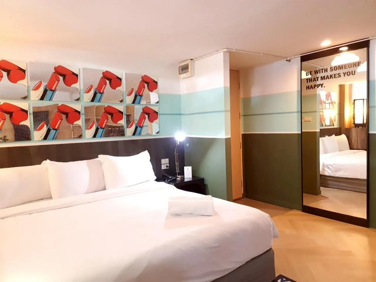 Bed in Somewhere to Escape - Hometel