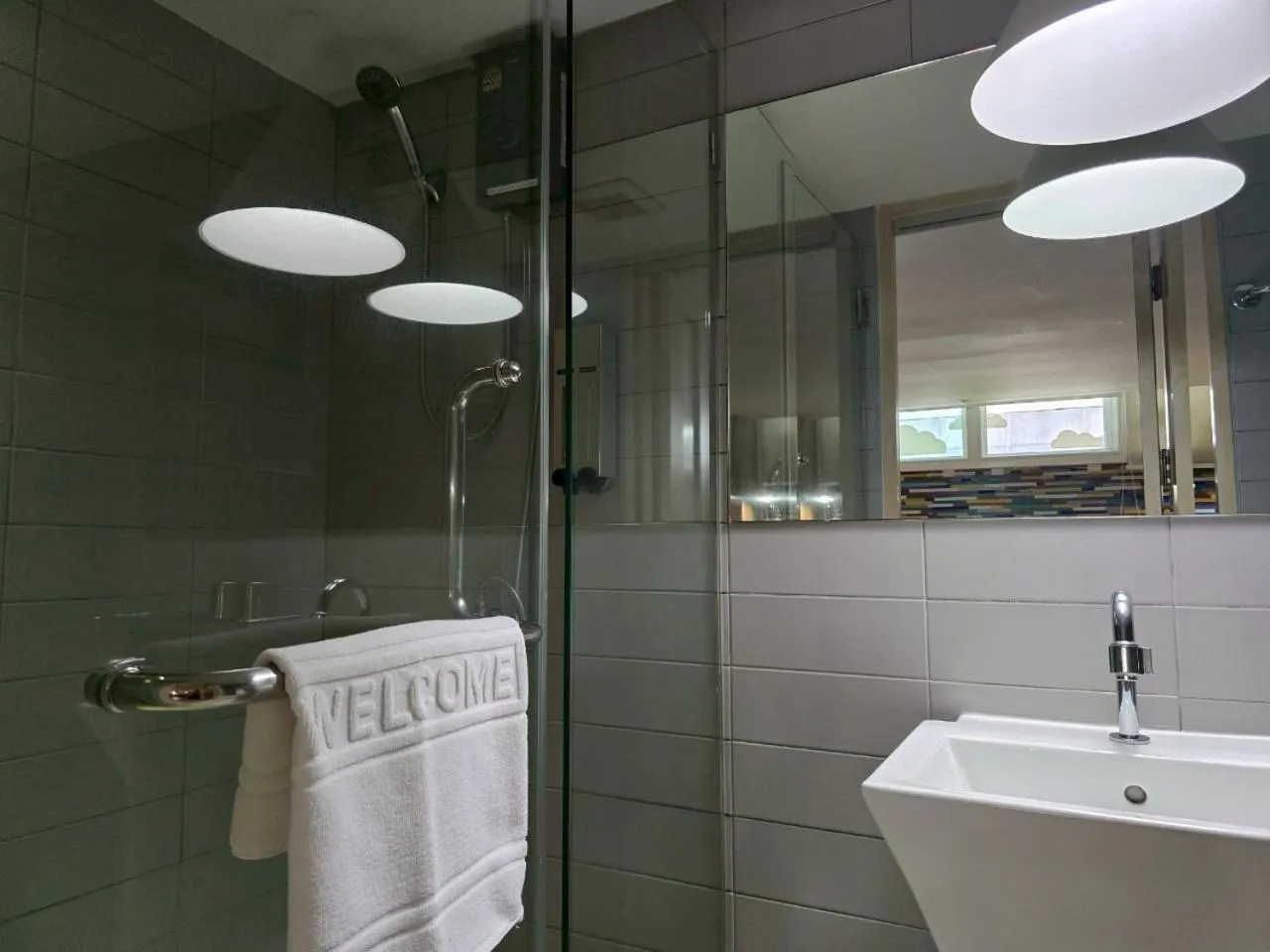 Bathroom in Somewhere to Escape - Hometel