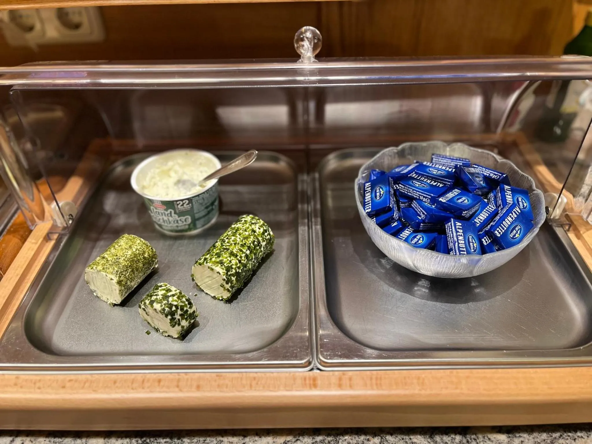 Breakfast in Hotel Garni Martina