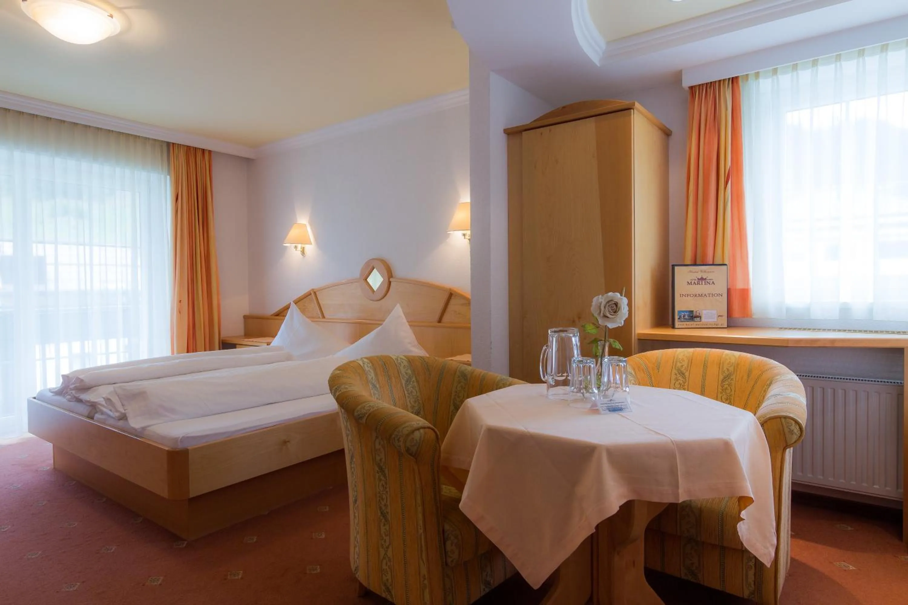Bedroom, Bed in Hotel Garni Martina