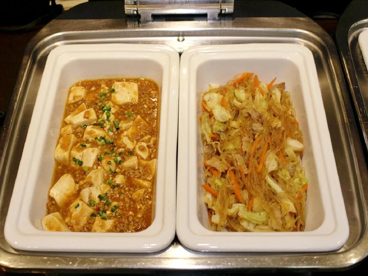 Restaurant/places to eat in Hotel Hokke Club Sapporo