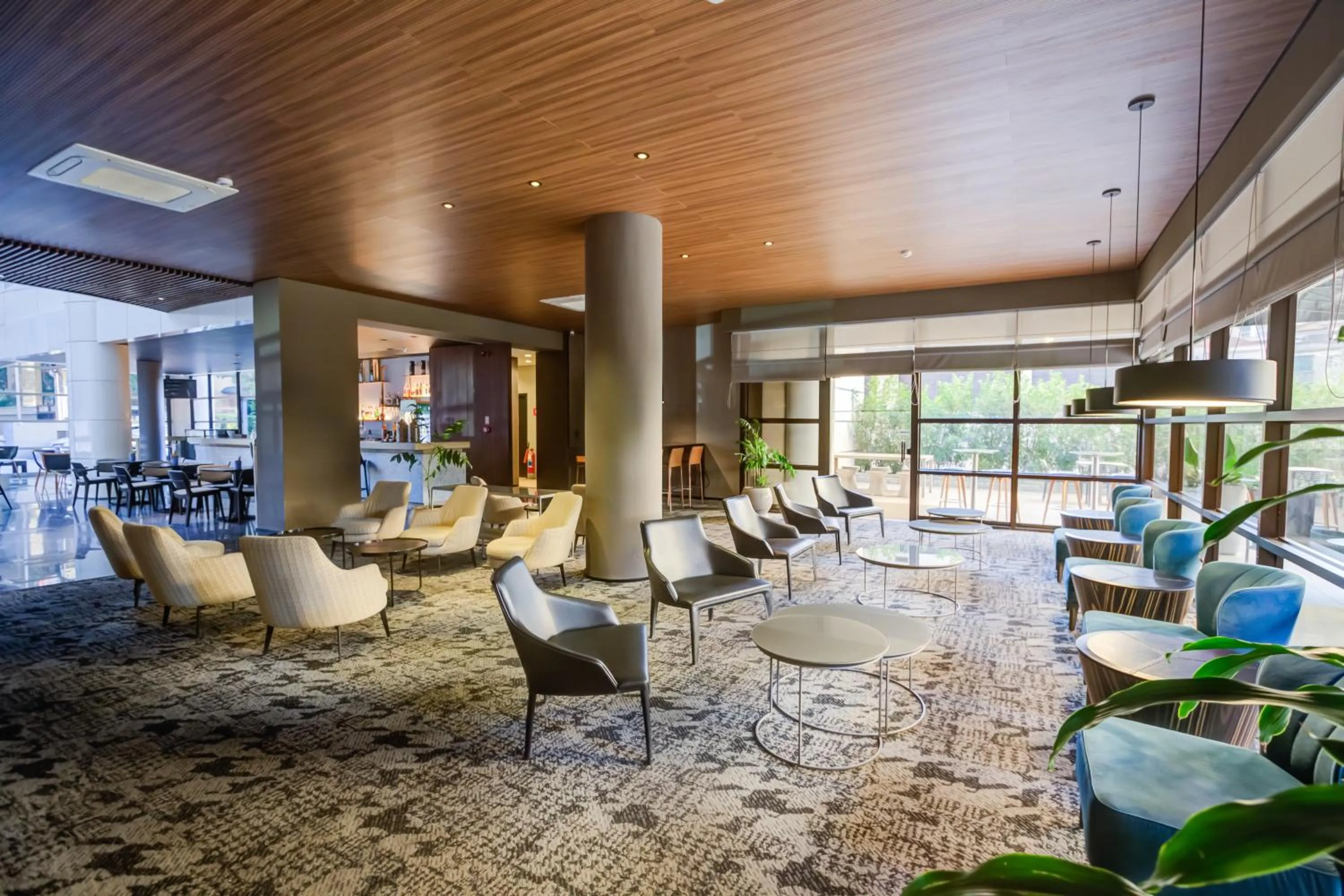 Lounge or bar in Radisson São Paulo Paulista