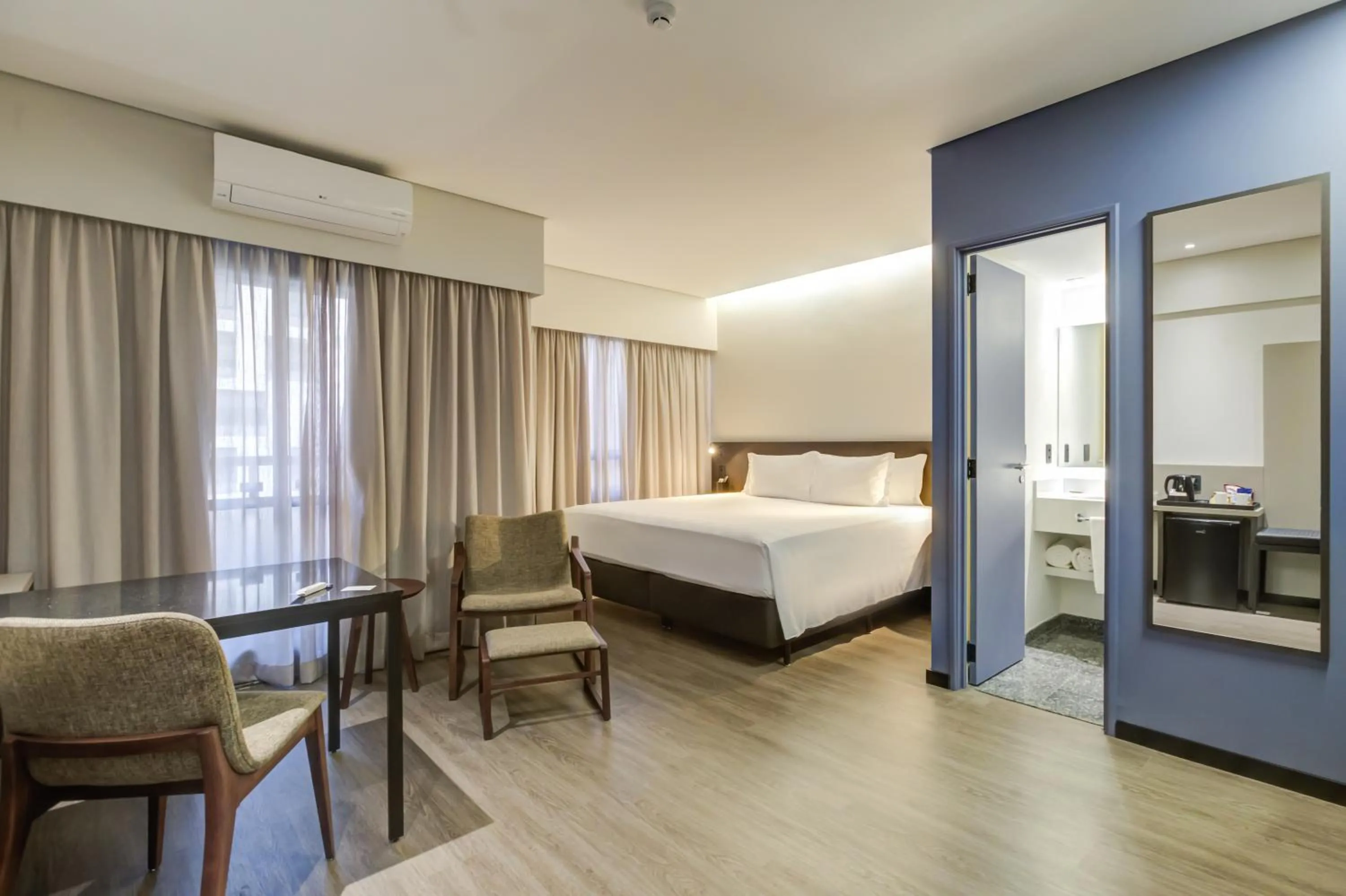 Bed in Radisson São Paulo Paulista