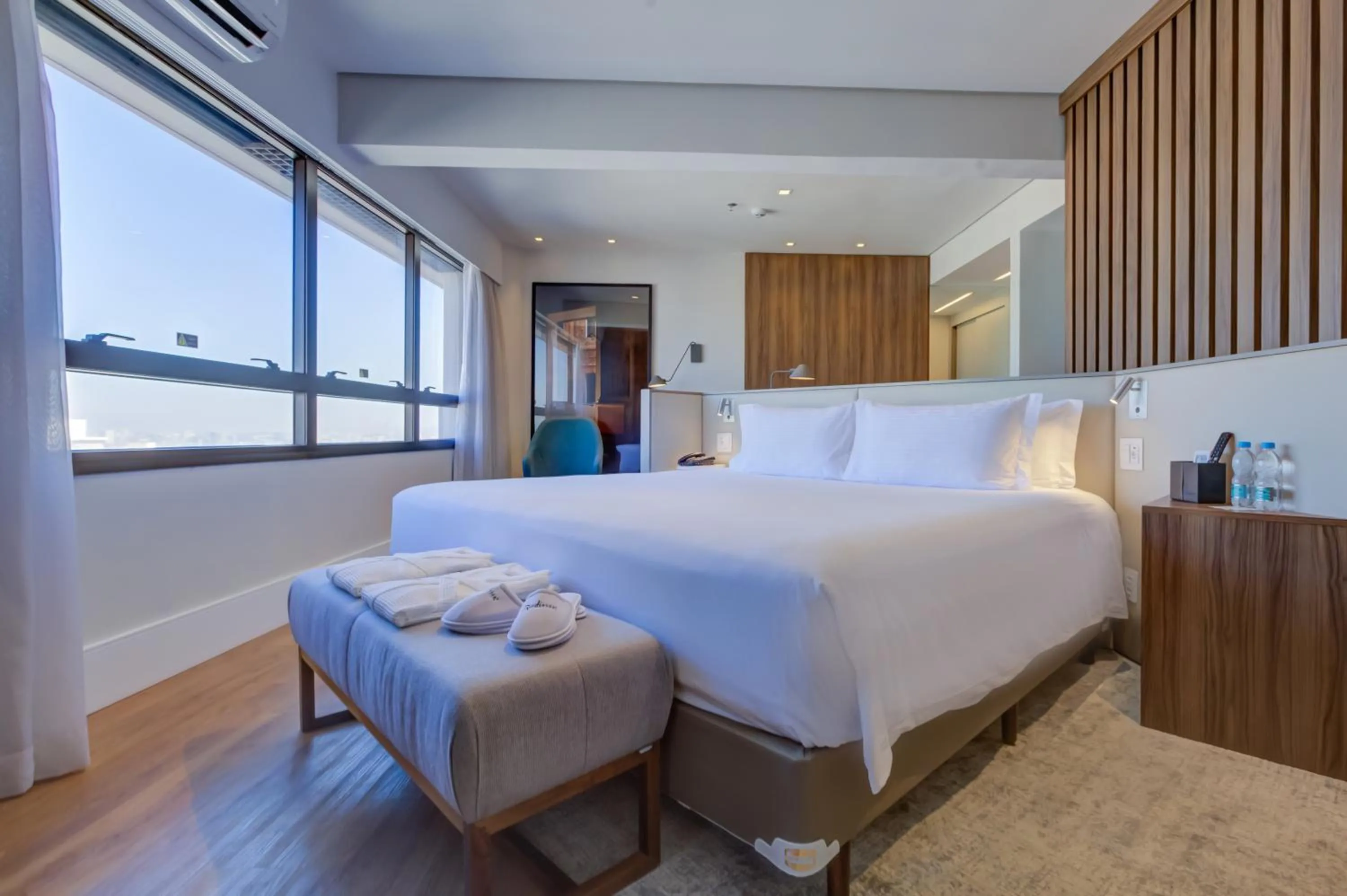 Bed in Radisson São Paulo Paulista