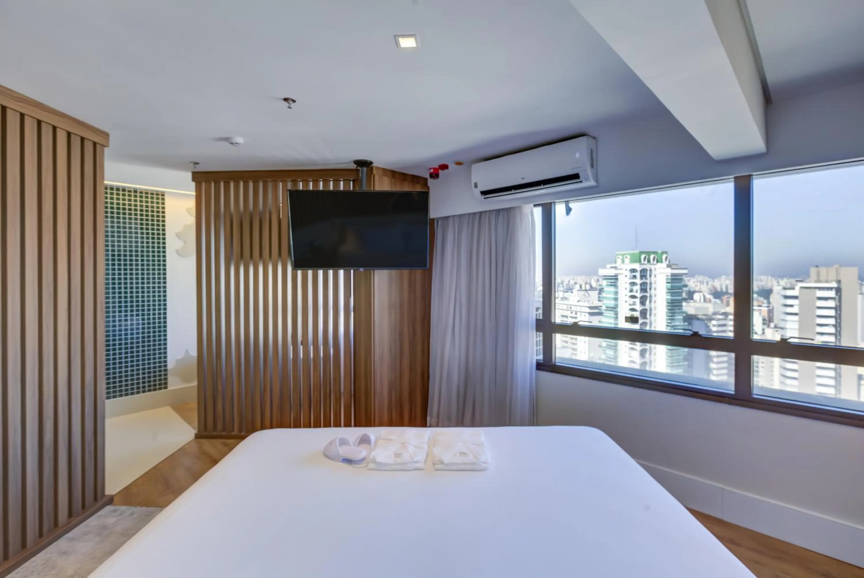 Bed in Radisson São Paulo Paulista