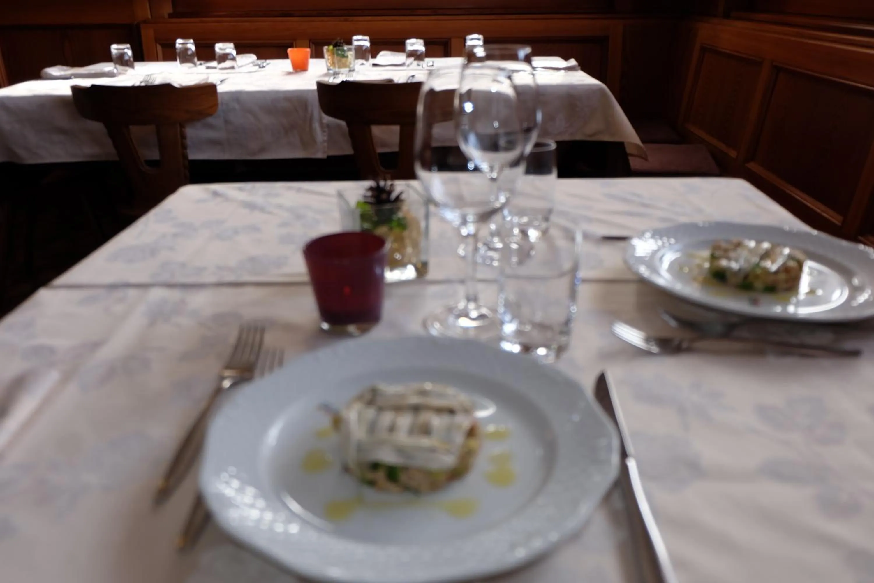 Restaurant/places to eat in Hotel 2 Camini