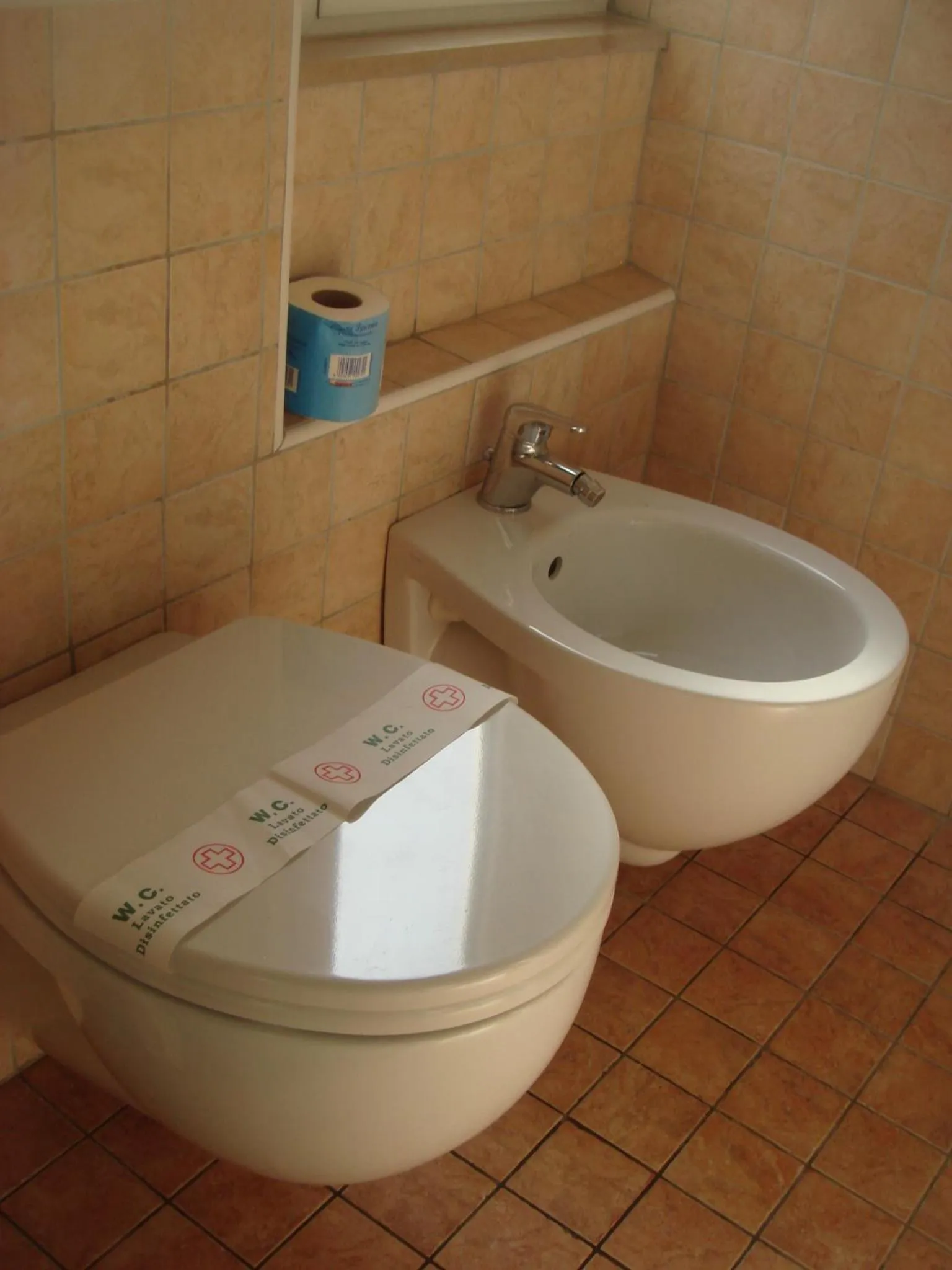 Bathroom in Hotel Arcade