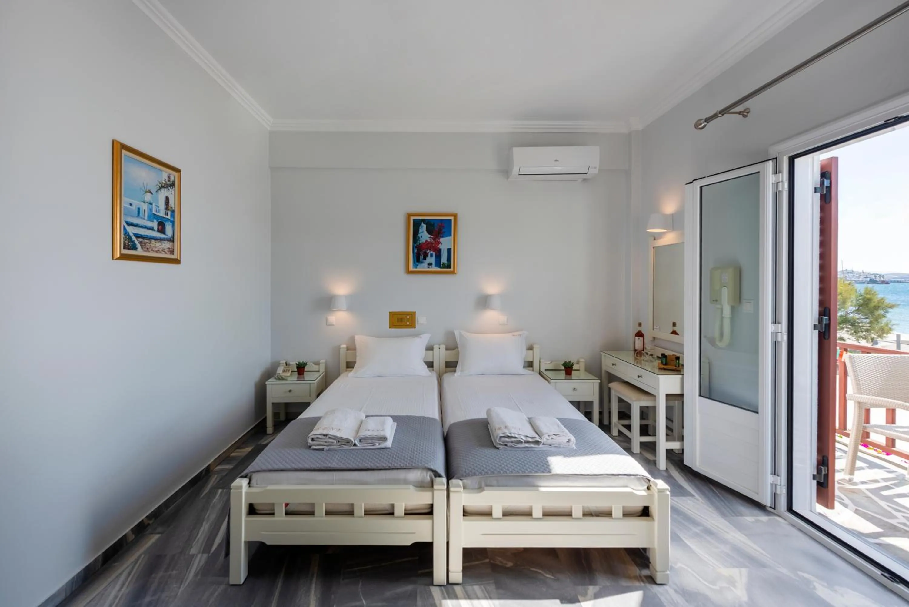 Photo of the whole room in Irene Hotel - Beachfront