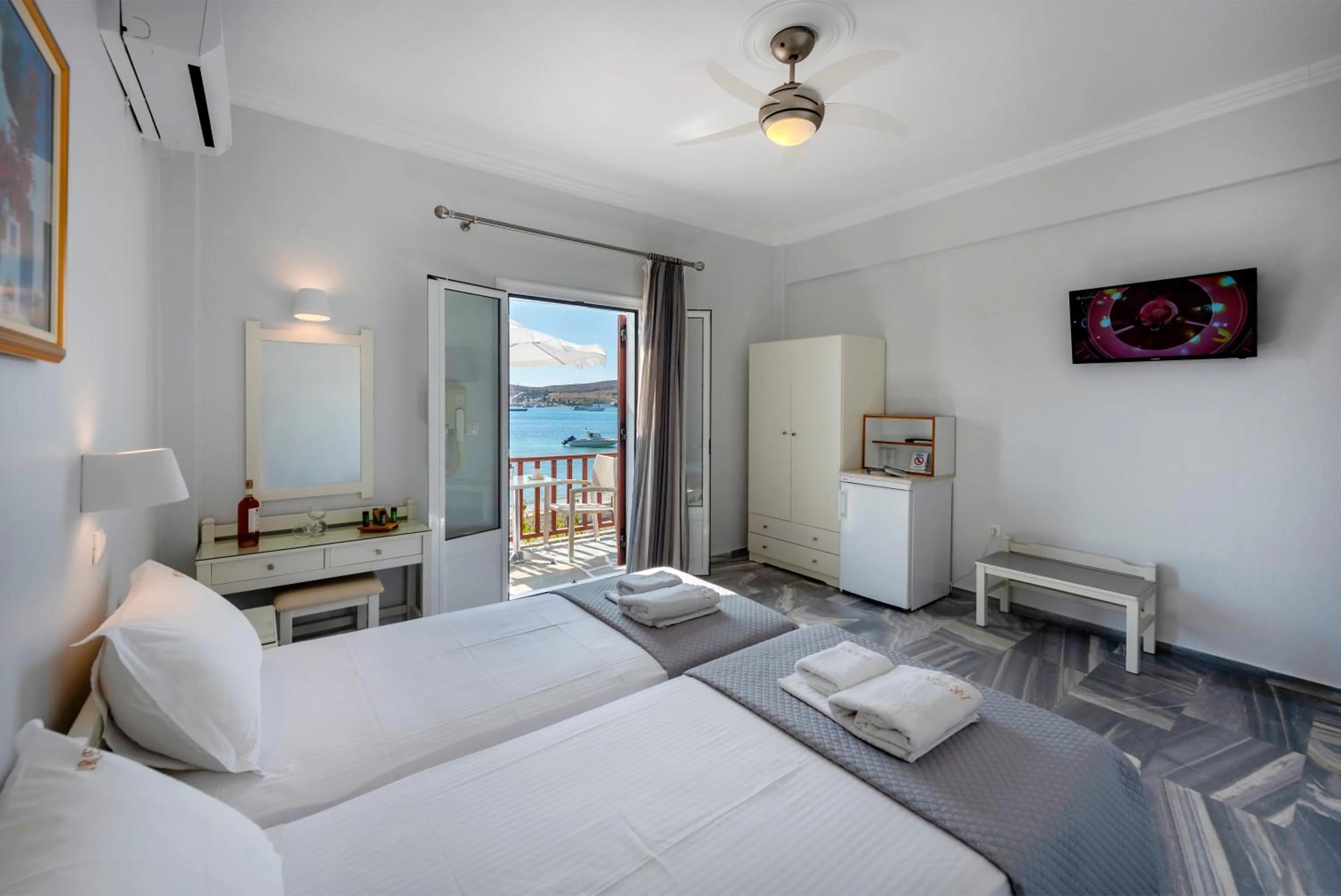 Irene Hotel - Beachfront