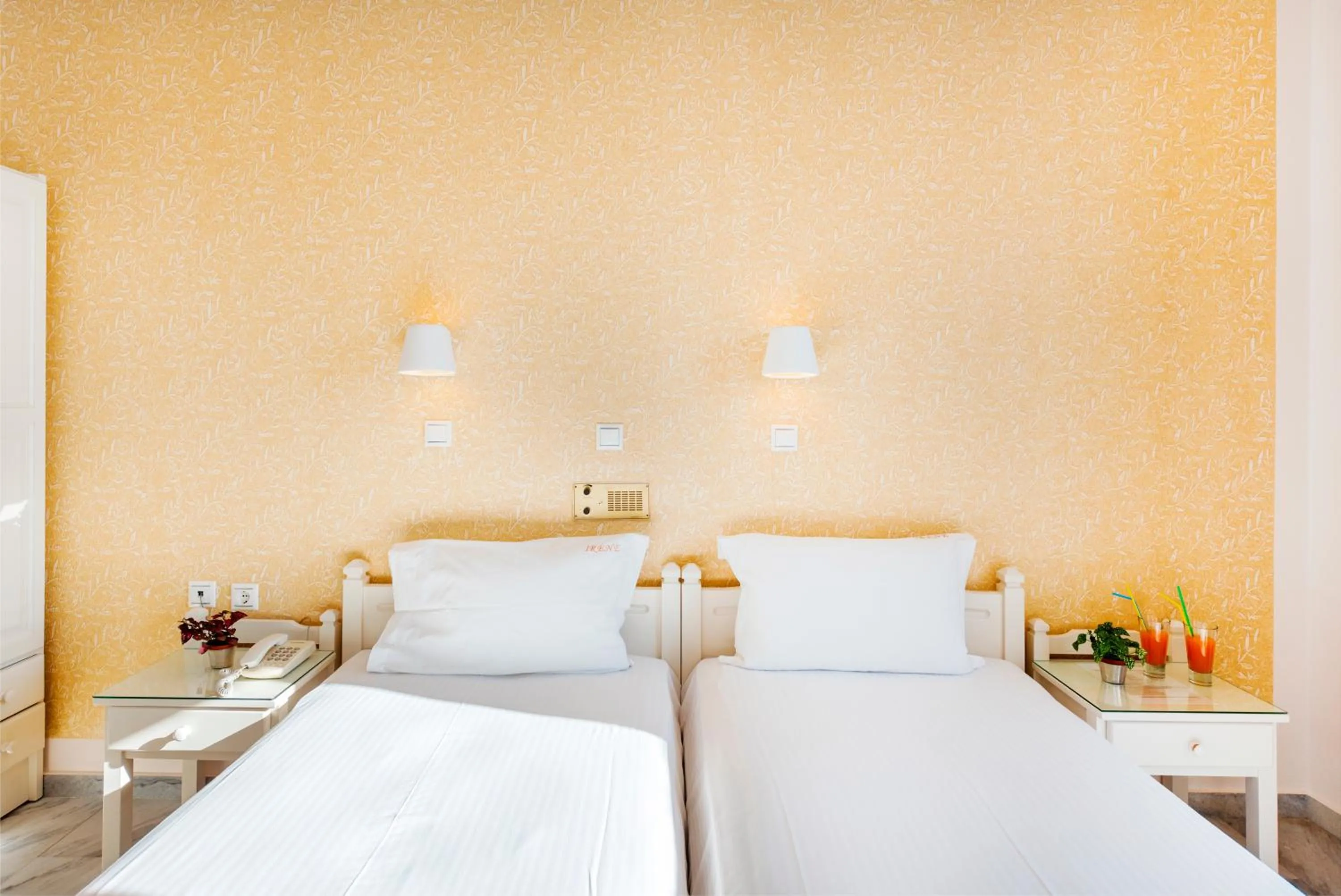 Irene Hotel - Beachfront