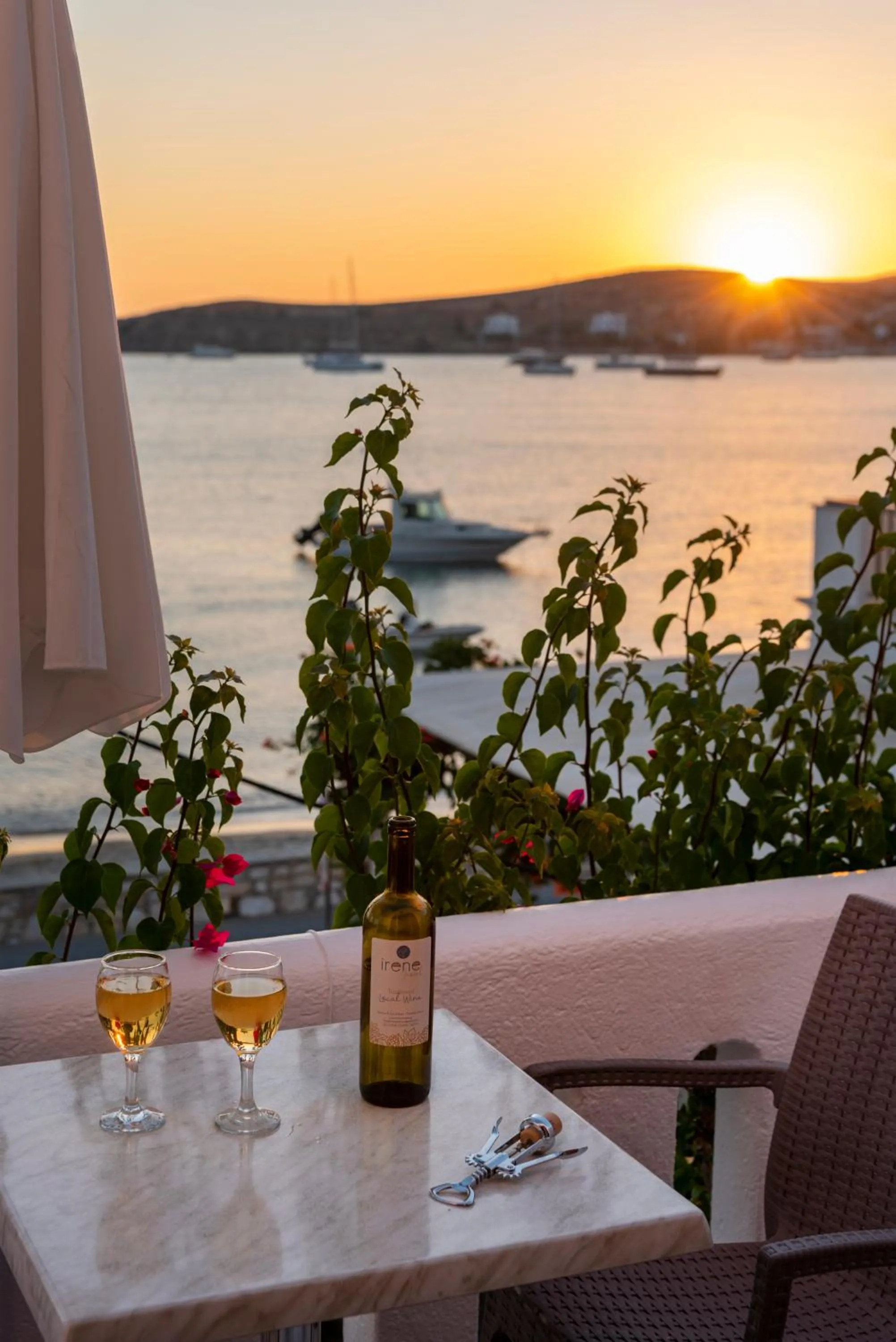 Irene Hotel - Beachfront