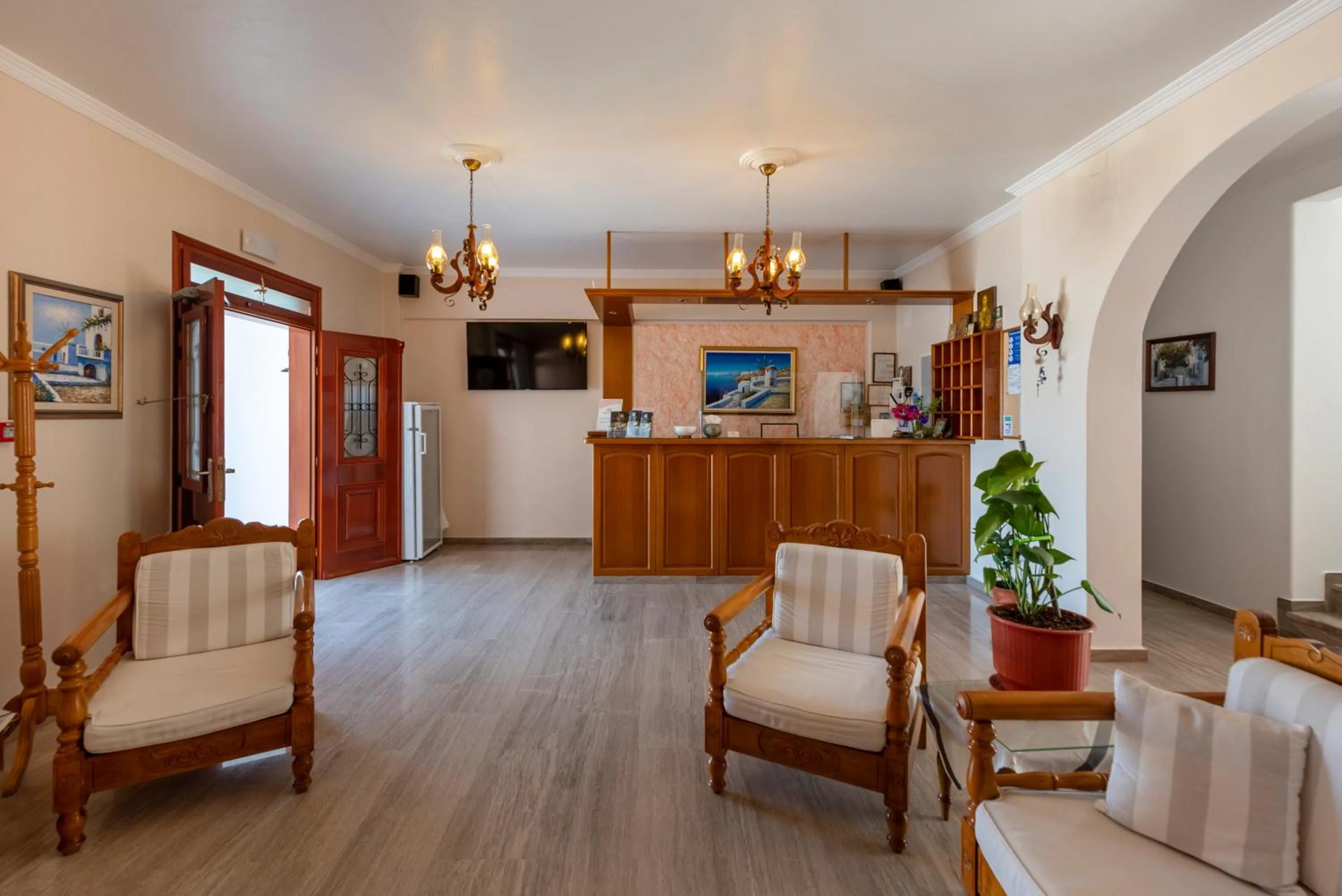 Lobby or reception in Irene Hotel - Beachfront