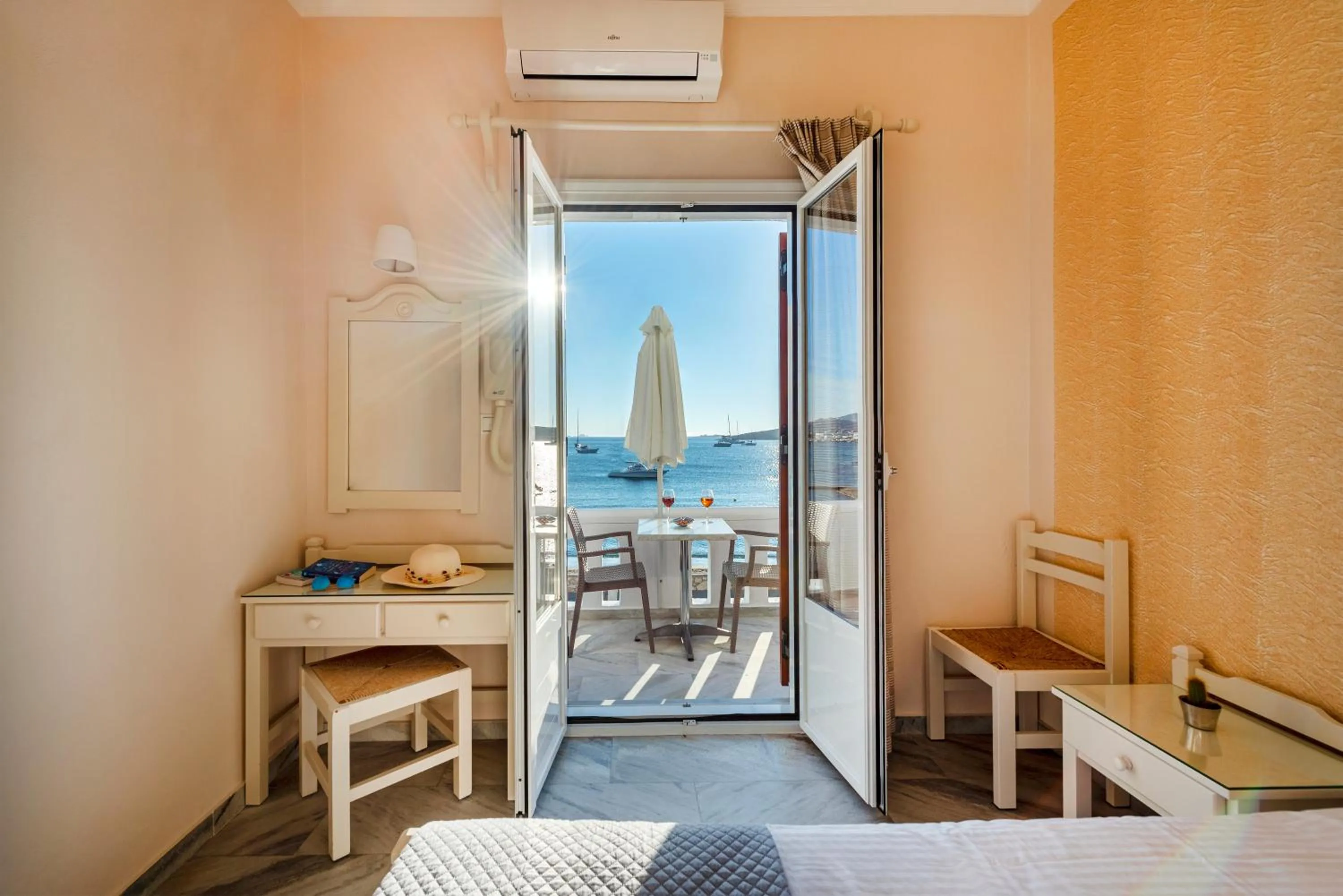 Irene Hotel - Beachfront