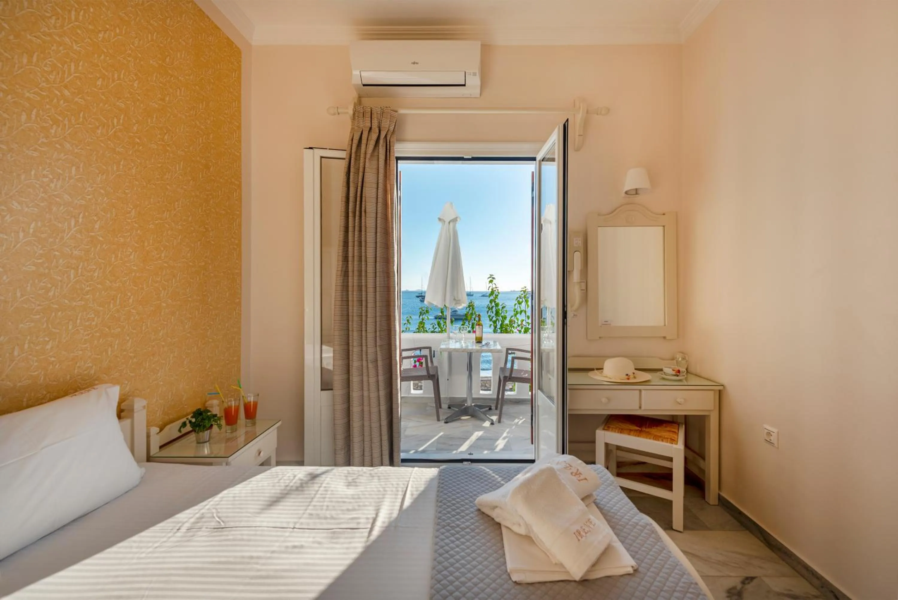 Irene Hotel - Beachfront