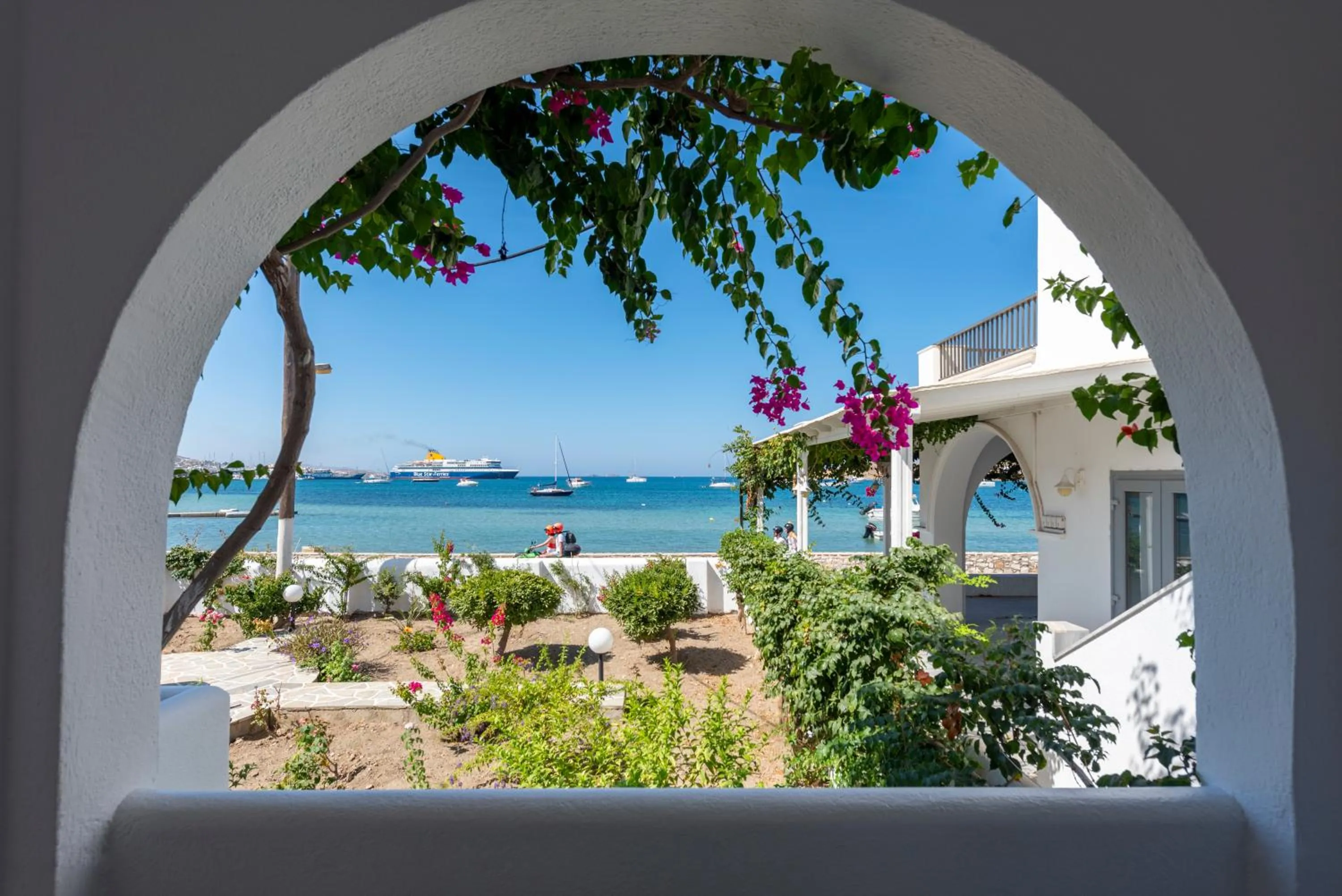 Irene Hotel - Beachfront