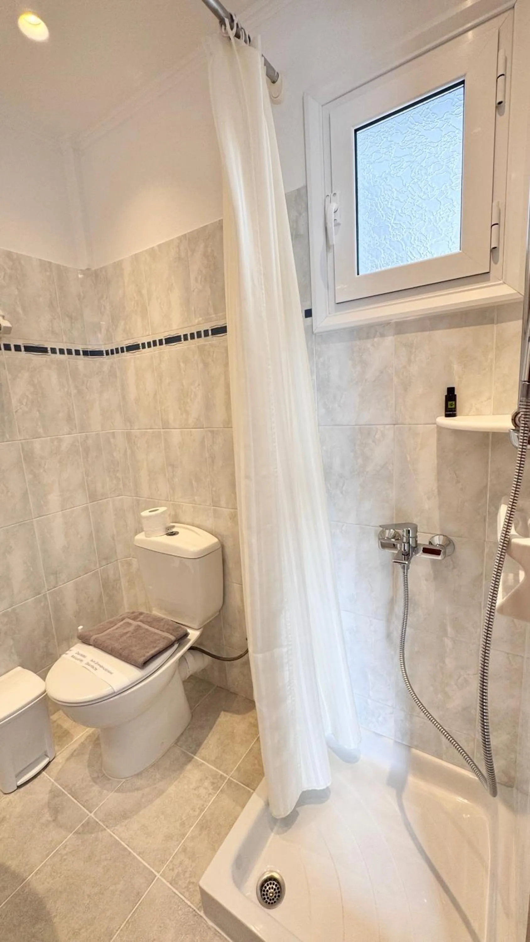 Irene Hotel - Beachfront