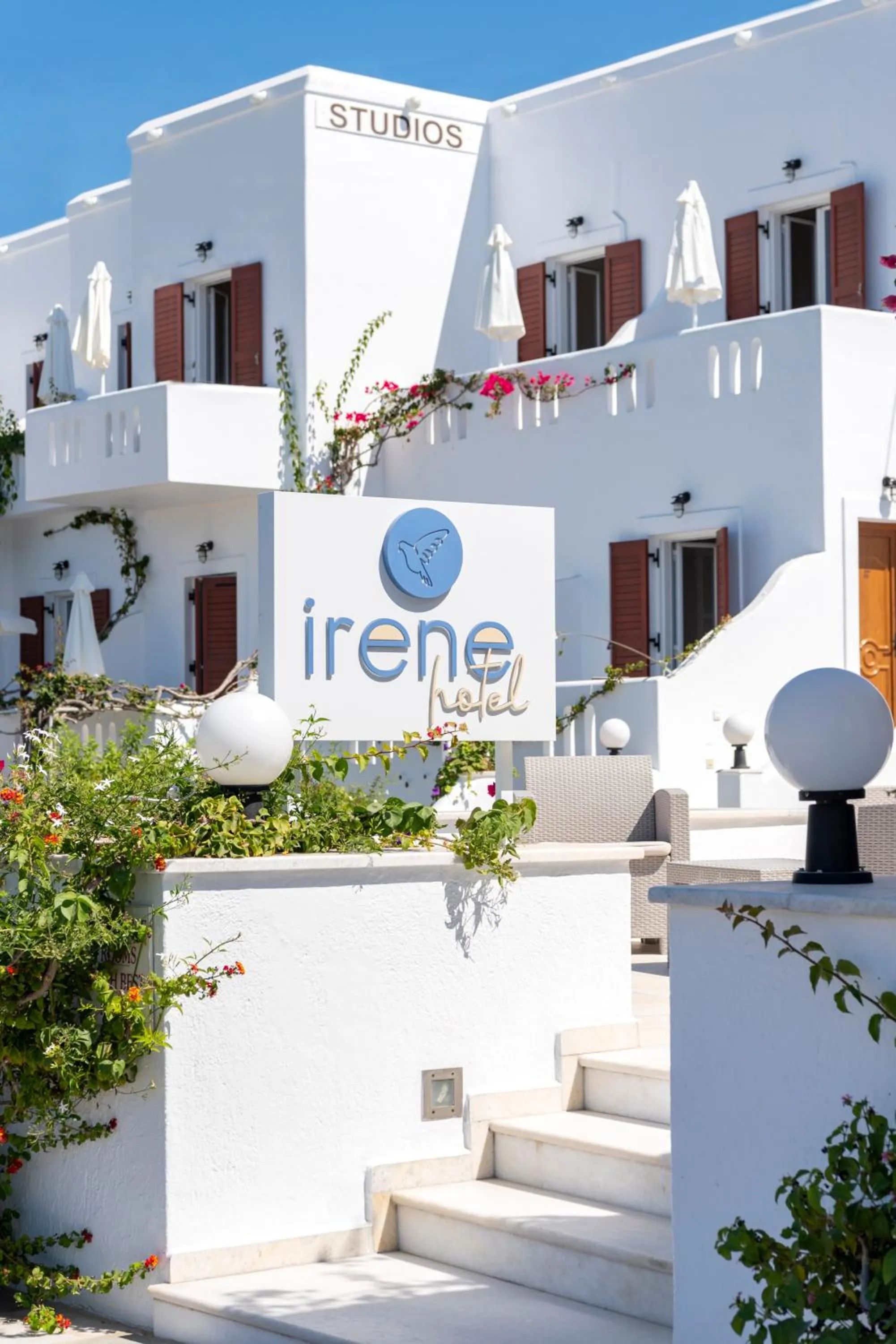 Facade/entrance in Irene Hotel - Beachfront