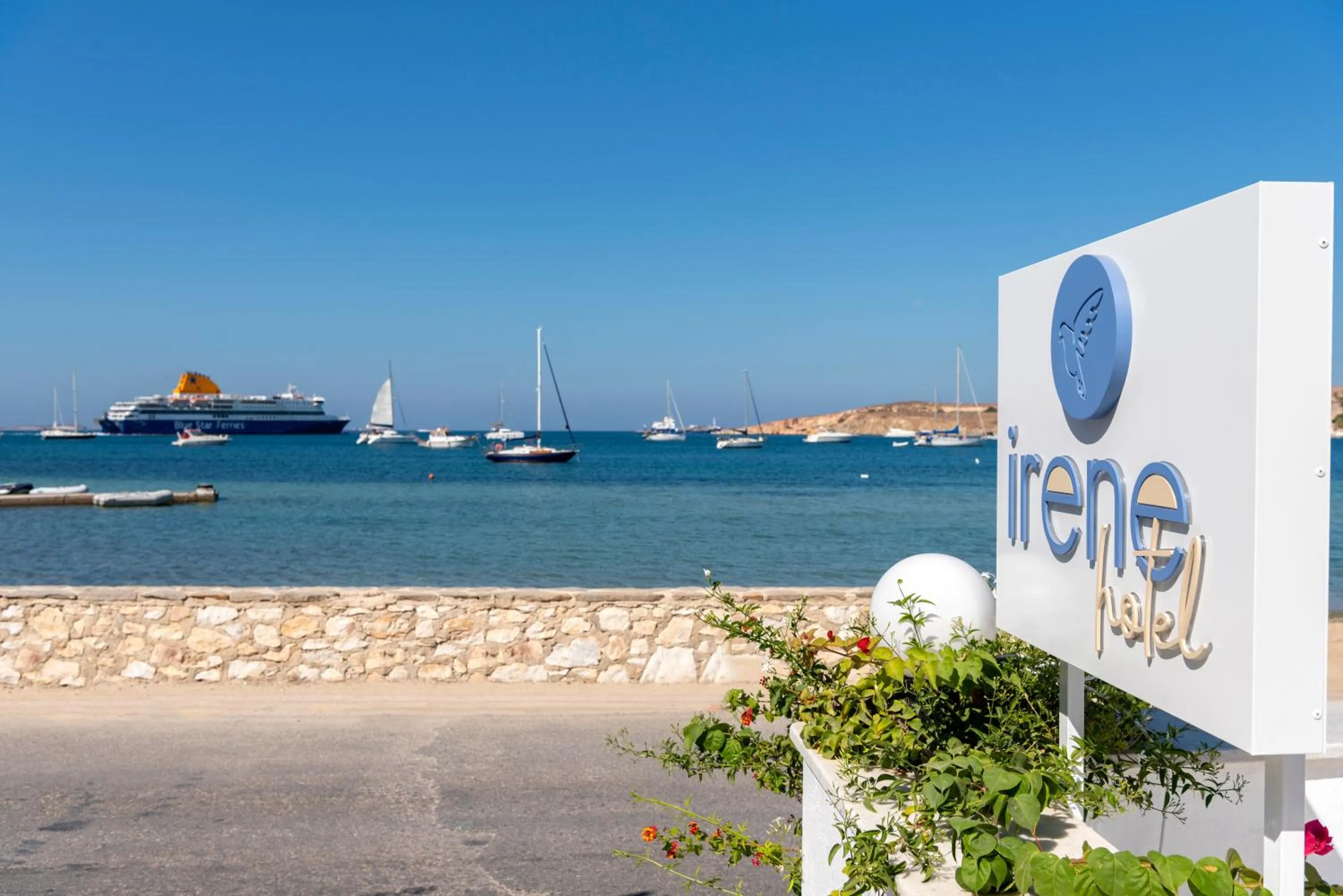 Facade/entrance in Irene Hotel - Beachfront
