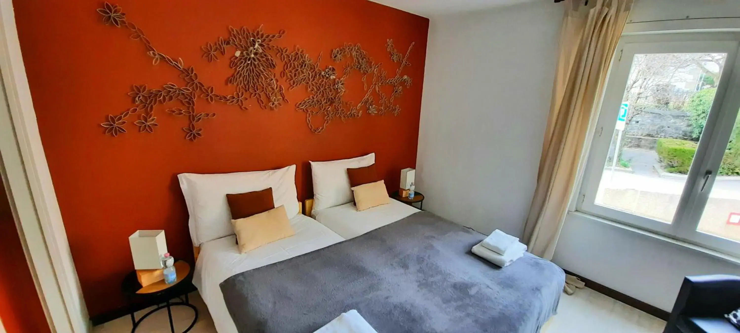 Double Room in Auberge de Duillier Double Room in Auberge de Duillier