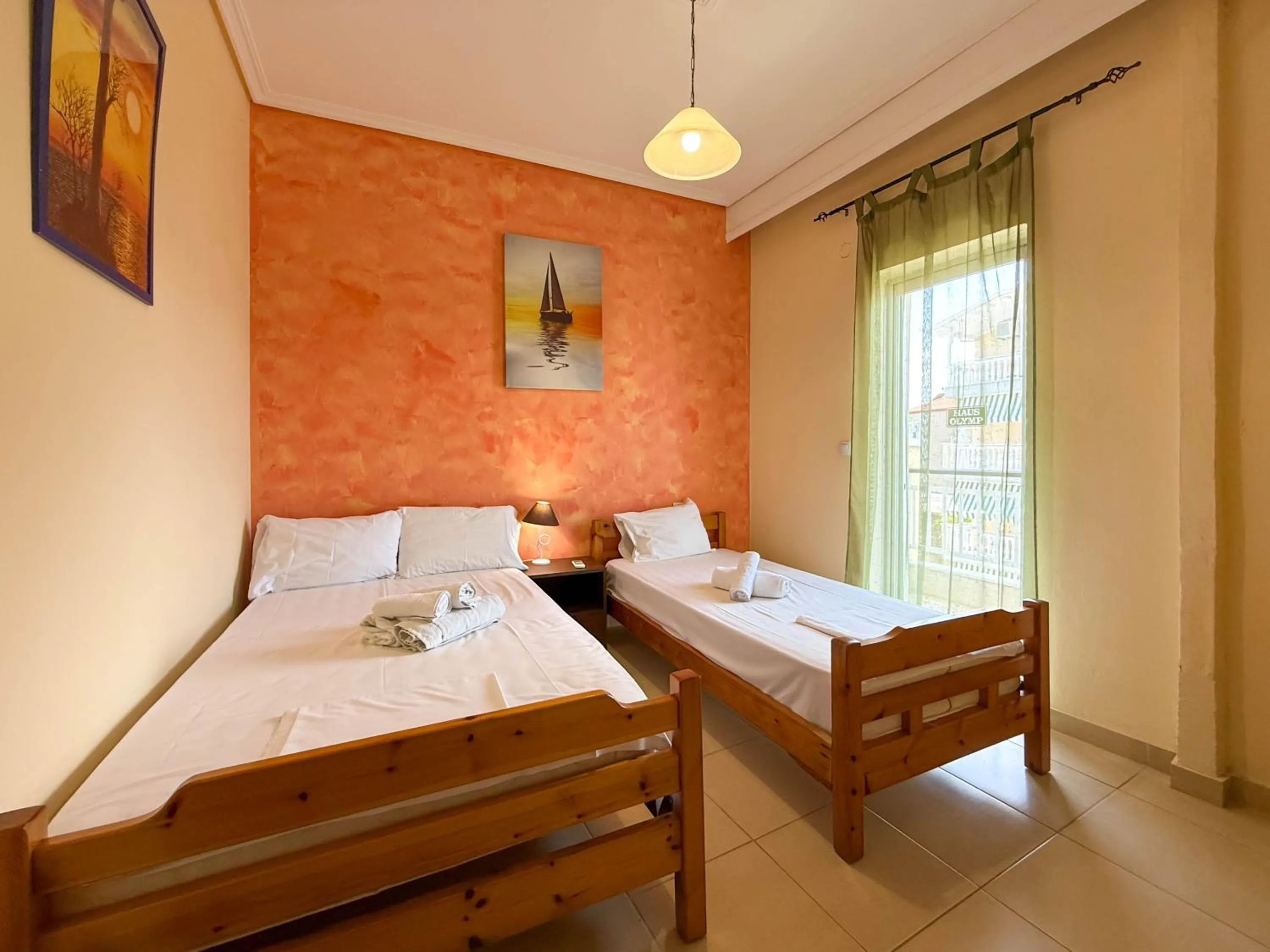 Bedroom, Bed in Haus Olymp
