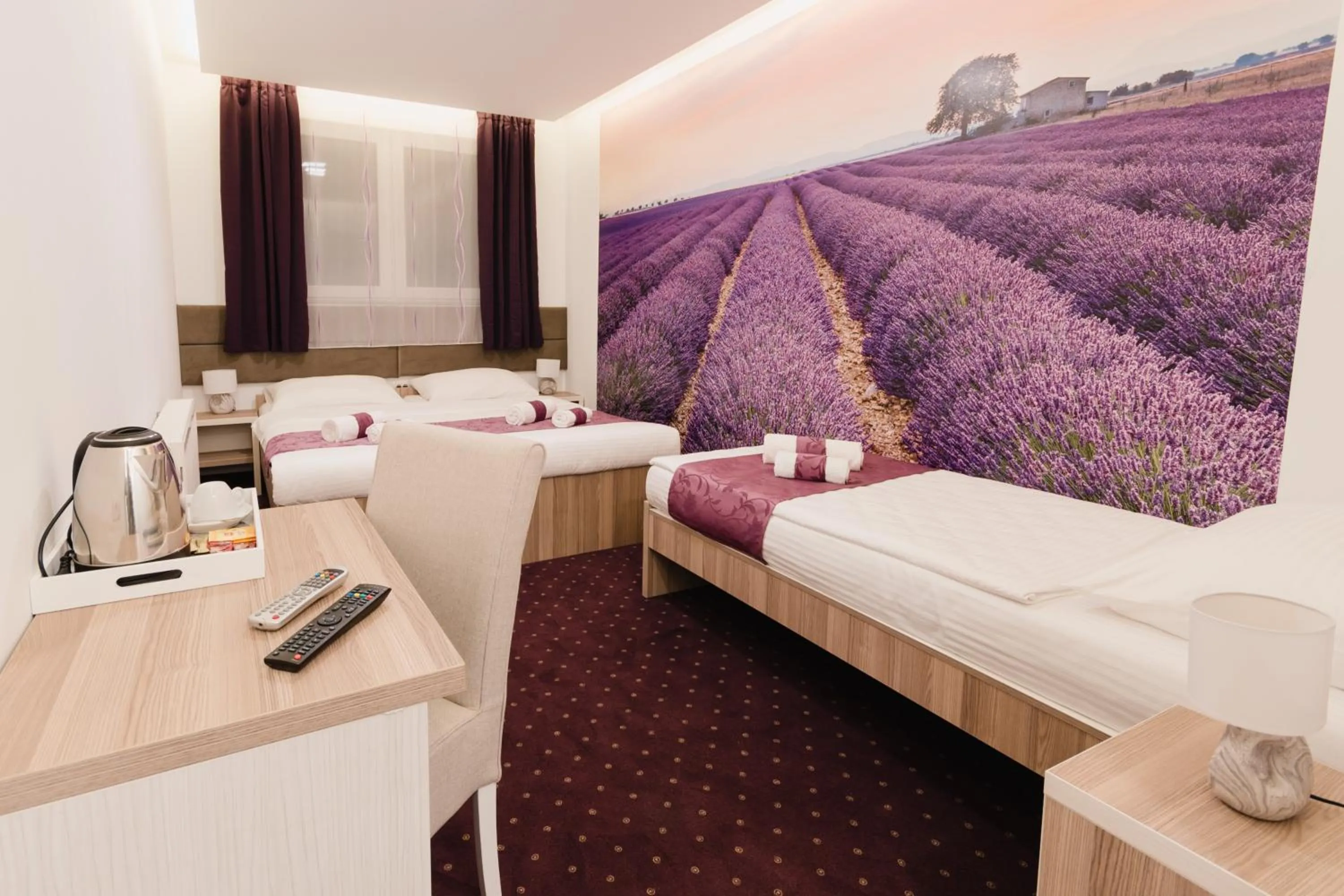 Shower, Bed in Hotel & Spa Meydan