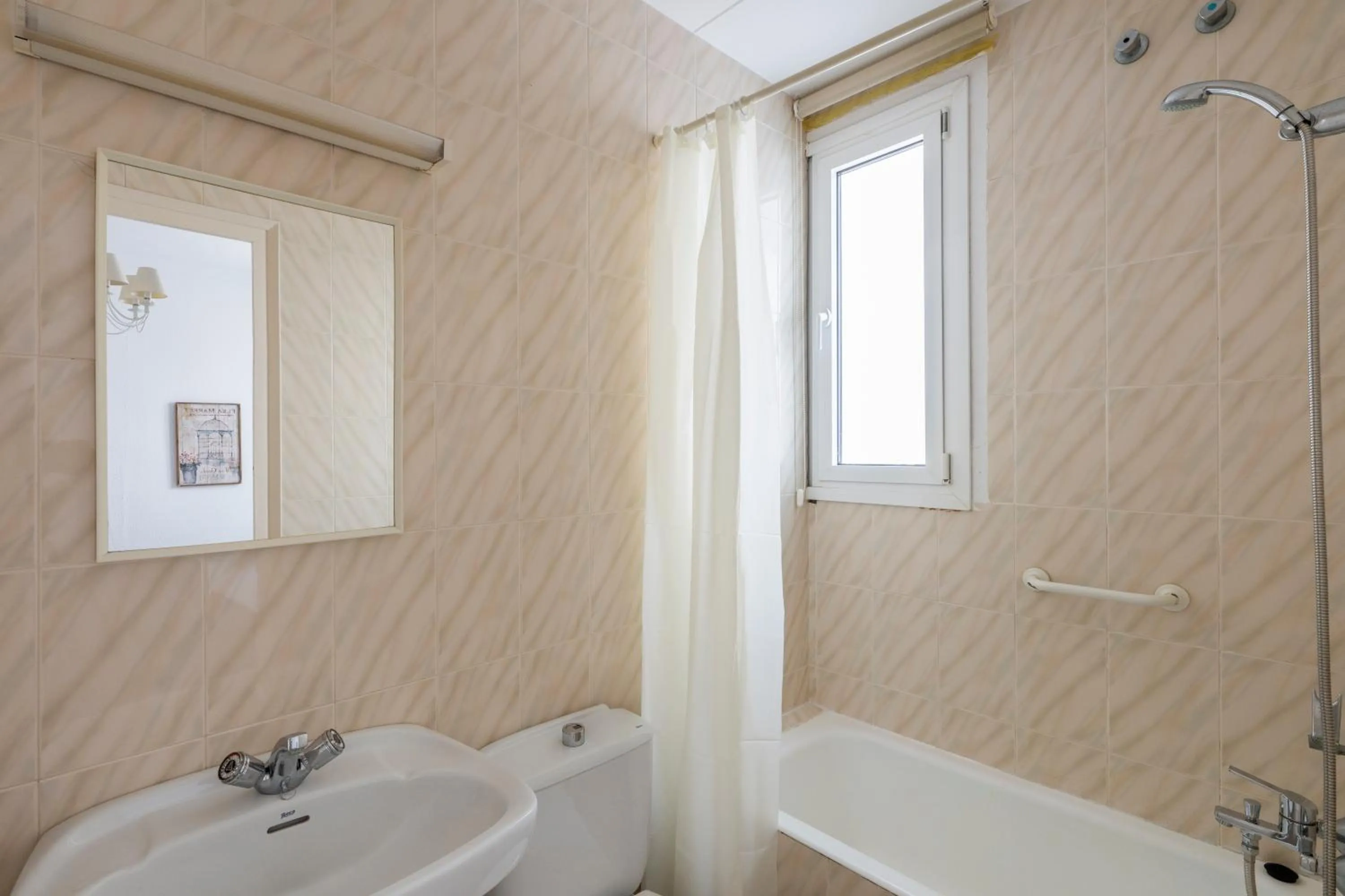 Bathroom in La Goleta