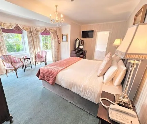 The Glenbeigh Hotel