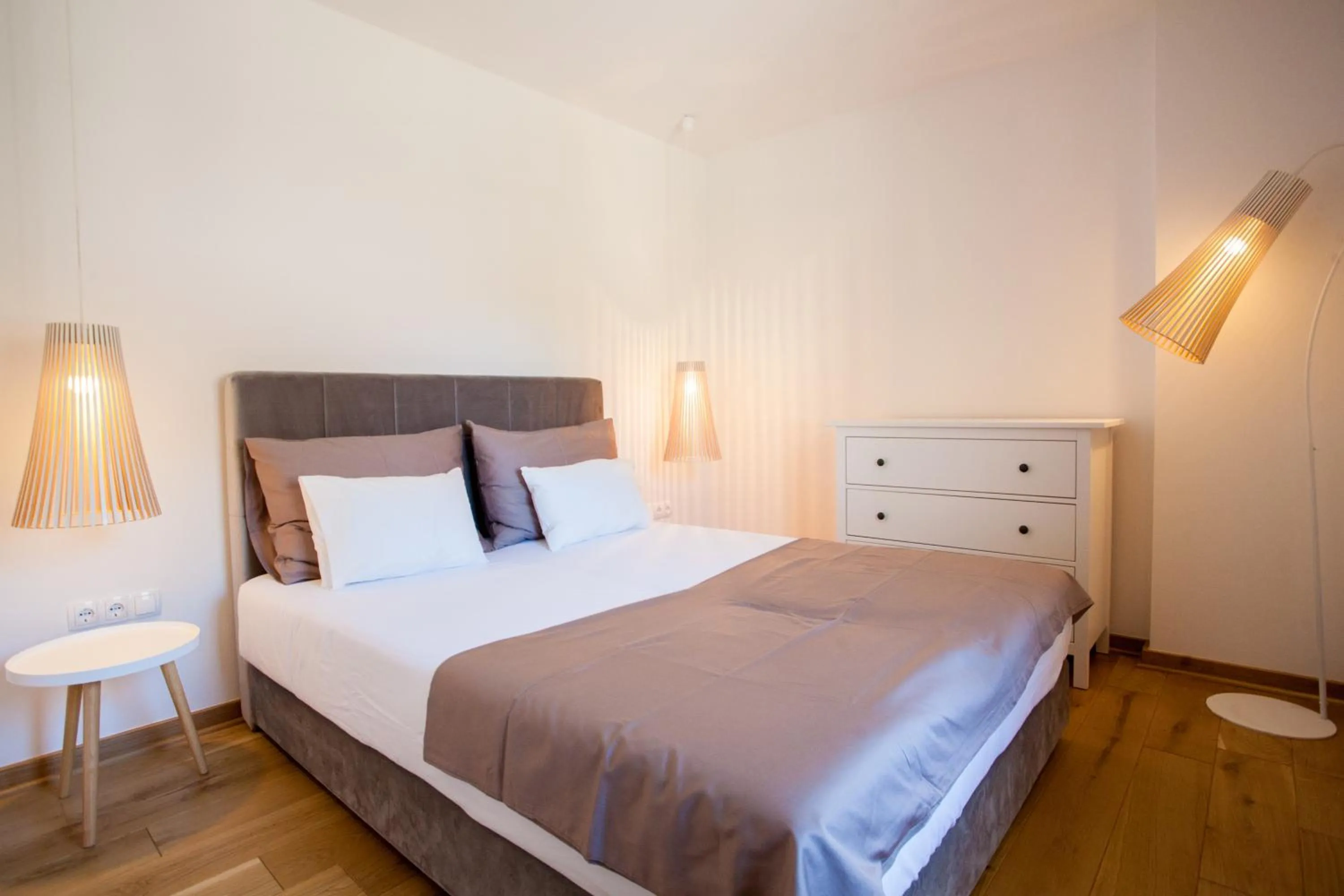 Bed in Bella Vista Suites