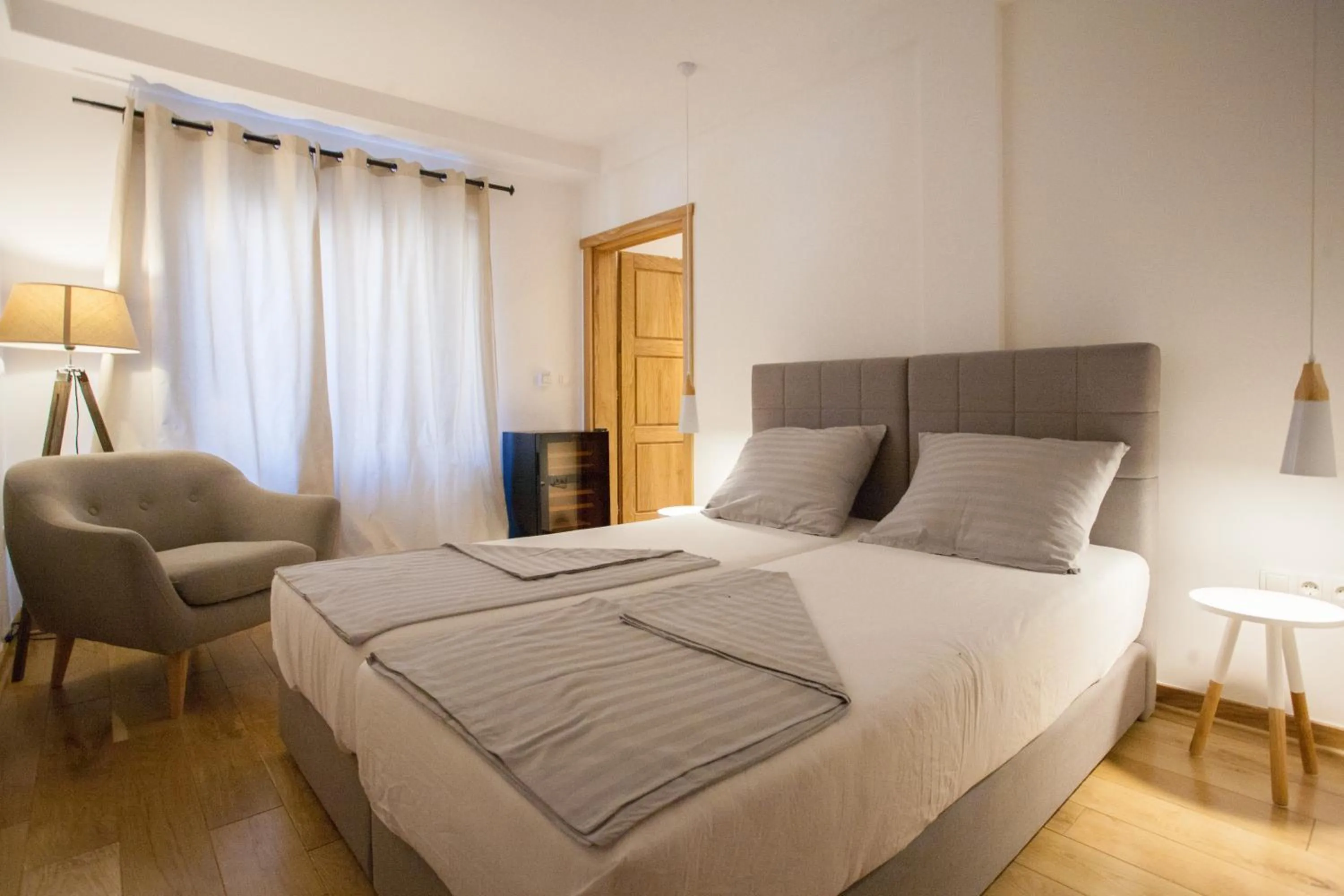 Bed in Bella Vista Suites